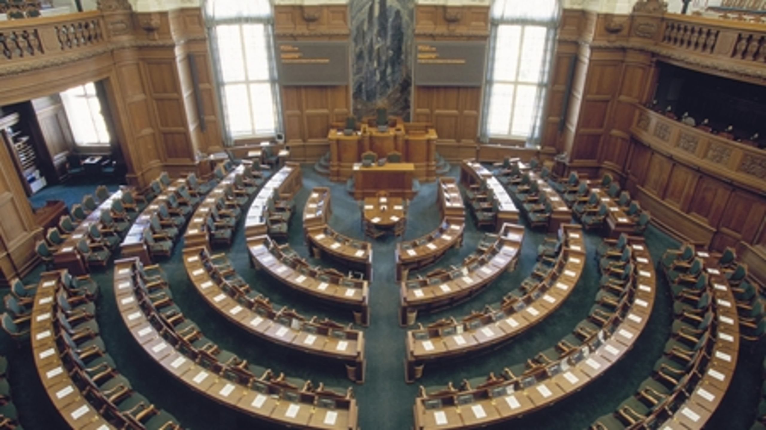 Den konservative tilbagegang er nu nået til Sjællands Storkreds, hvor økonomi- og erhvervsminister Brian Mikkelsens mandat er i fare. 