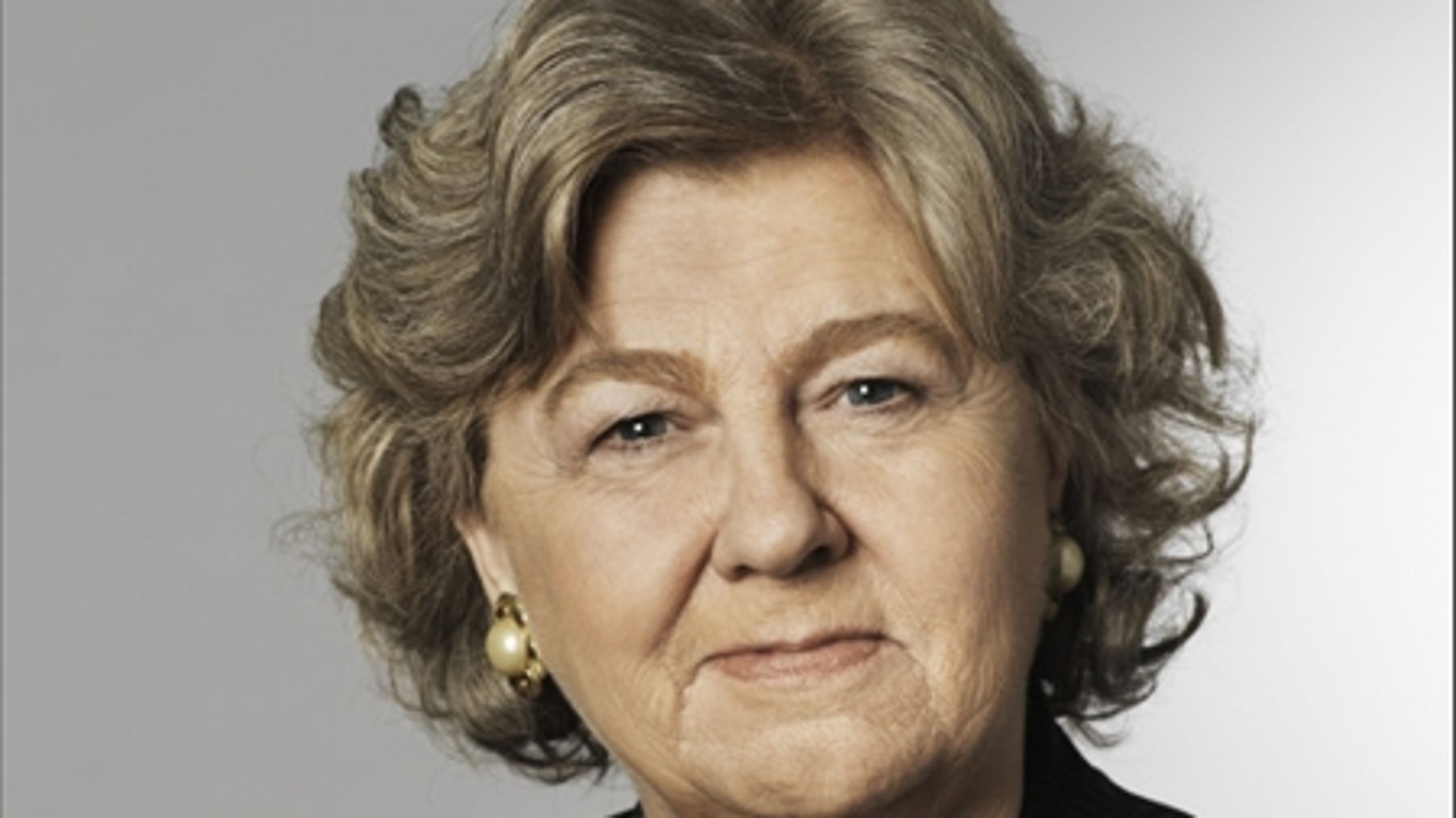 Mens problemerne for S-SF's planens 12 minutter mest er noget, der optager økonomer og politiske nørder, er regeringens problemer anderledes lette at illustrere. Senest har integrationsminister Birthe Rønn Hornbech (V) og tidligere videnskabsminister Helge Sander (V) underholdt den undrende offentlighed.