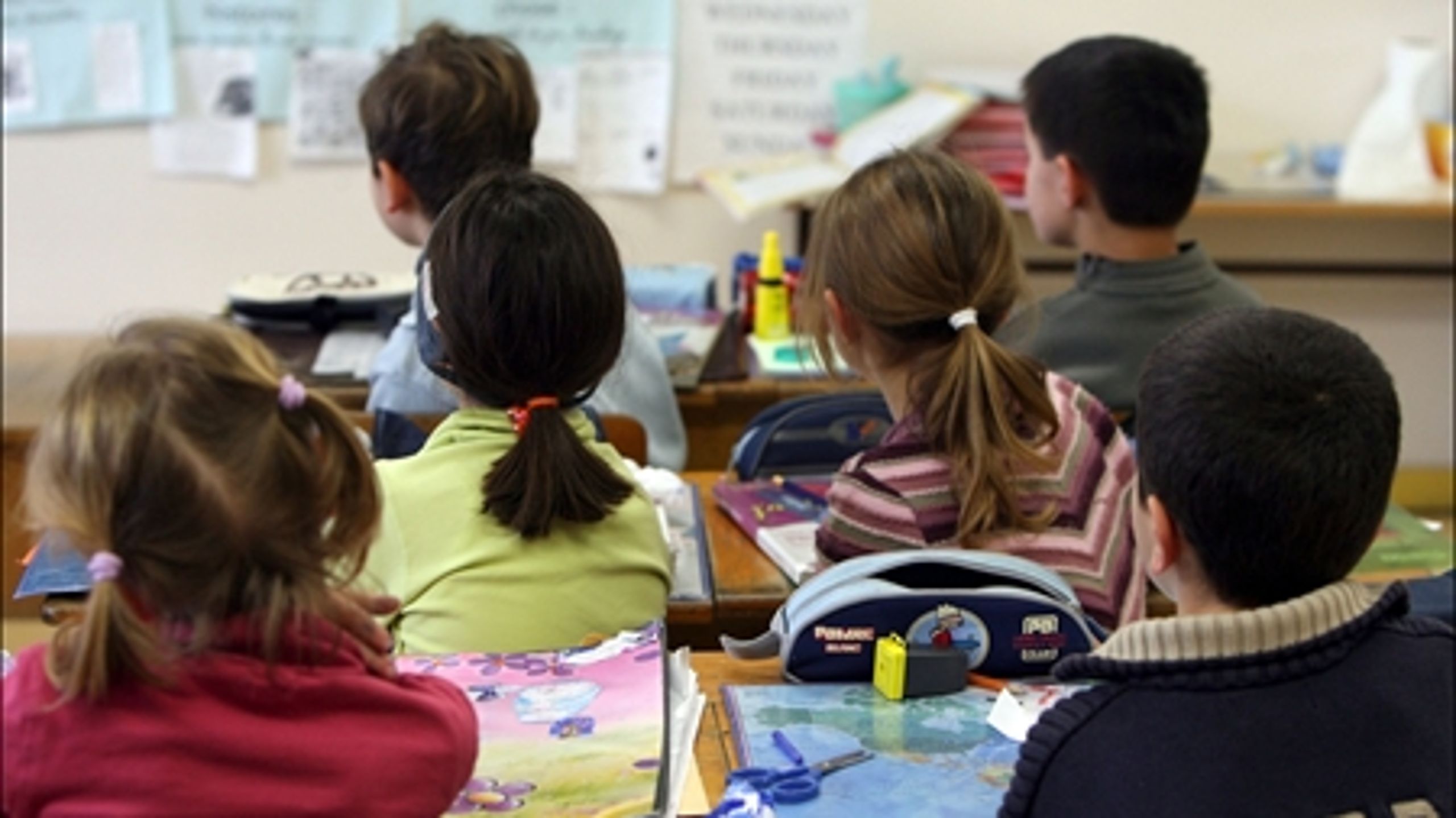 Sæt børnene på skolebænken, når de er seks år, lyder det fra Dansk Erhverv.
