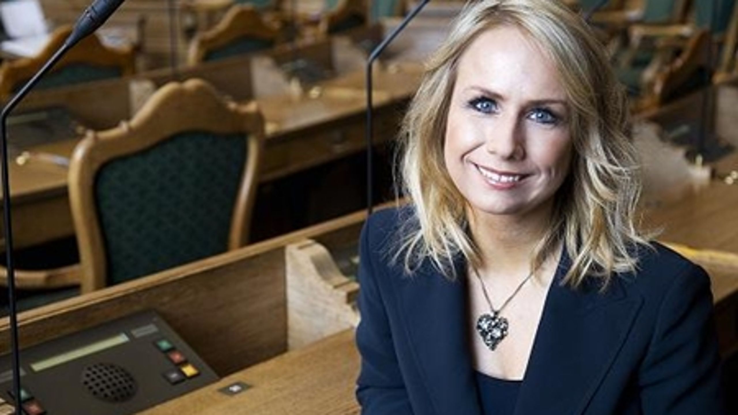 Helle Sjelle er blevet kaldt både "den evige overlever" og "the comeback kid". Hun har nu endnu engang bevist, at hun lever op til navnet. 