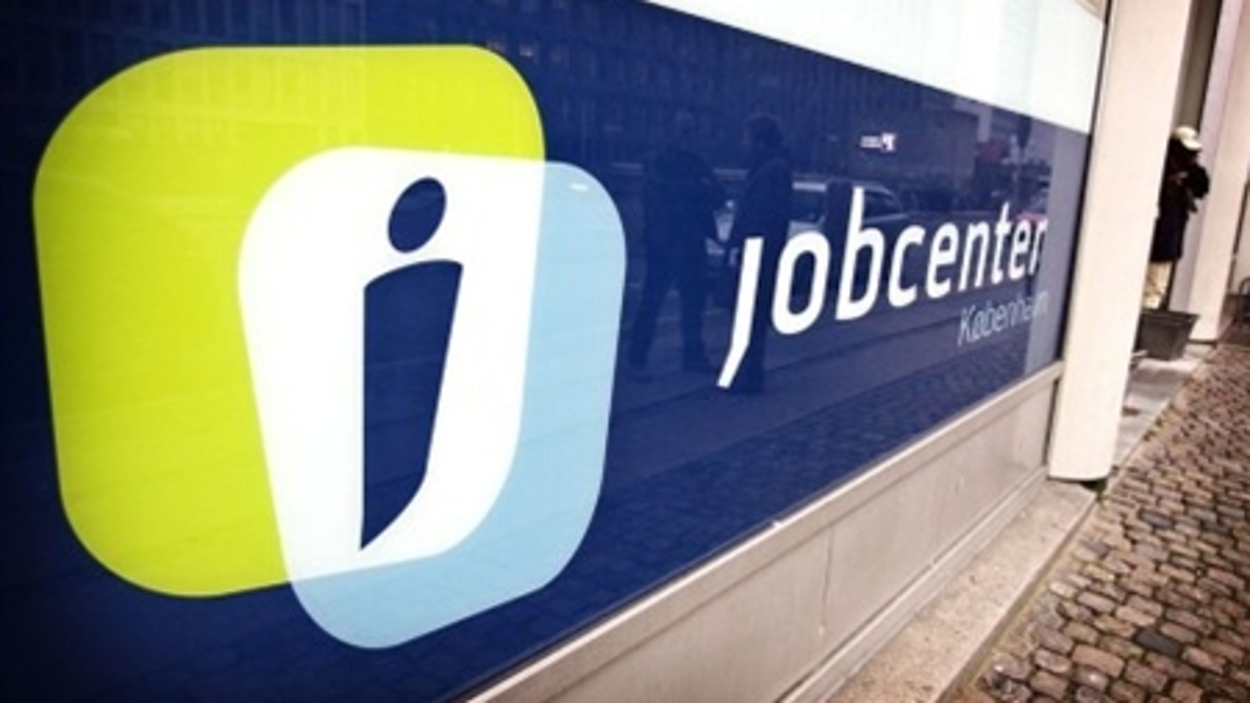 Landets seks største bykommuner opfordrer nu politikerne på Christiansborg til at gøre det muligt at samarbejde mere med a-kasserne.