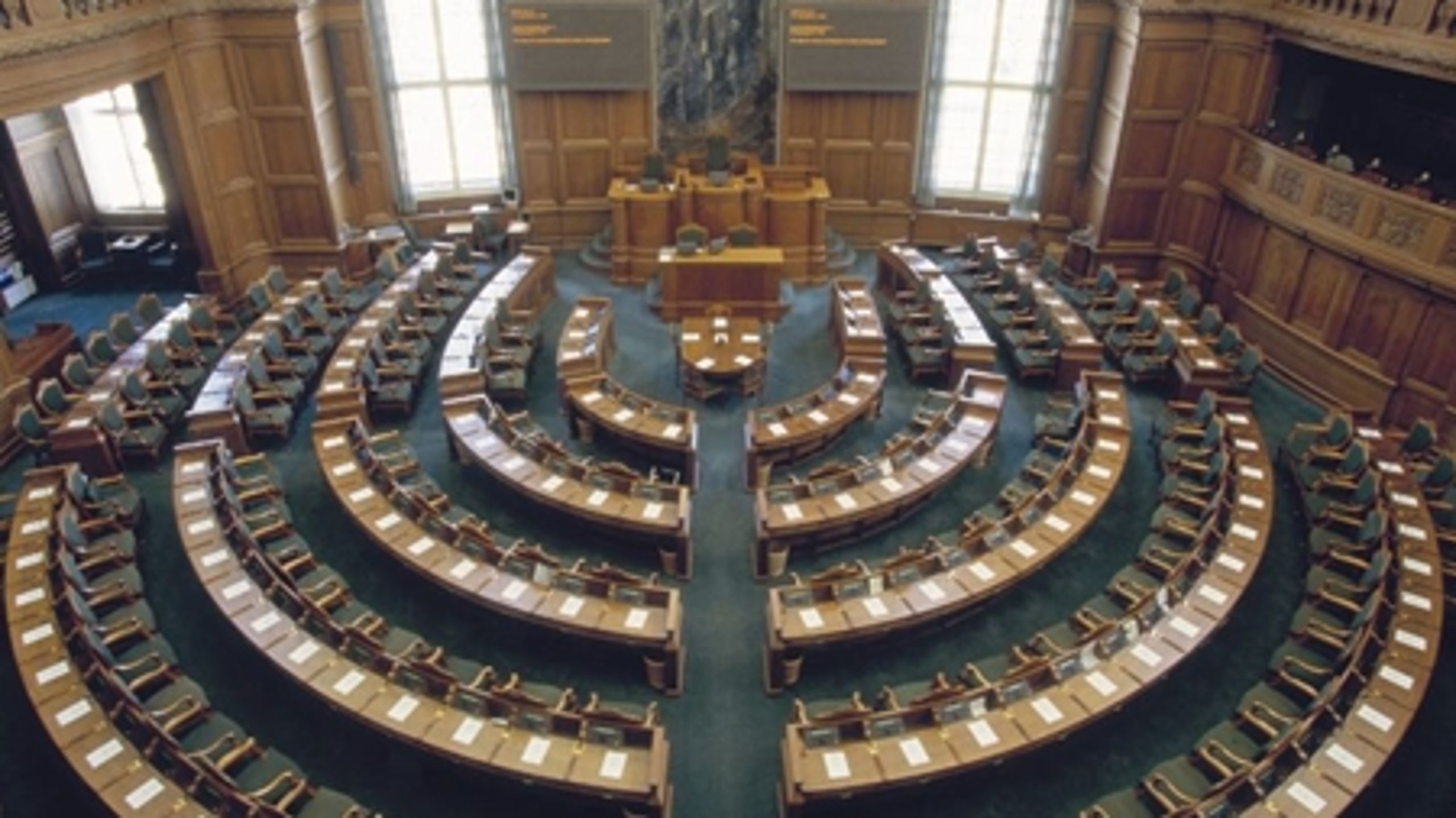 Konservativ fremgang giver Naser Khader en uventet ny mulighed for come-back ved valget.