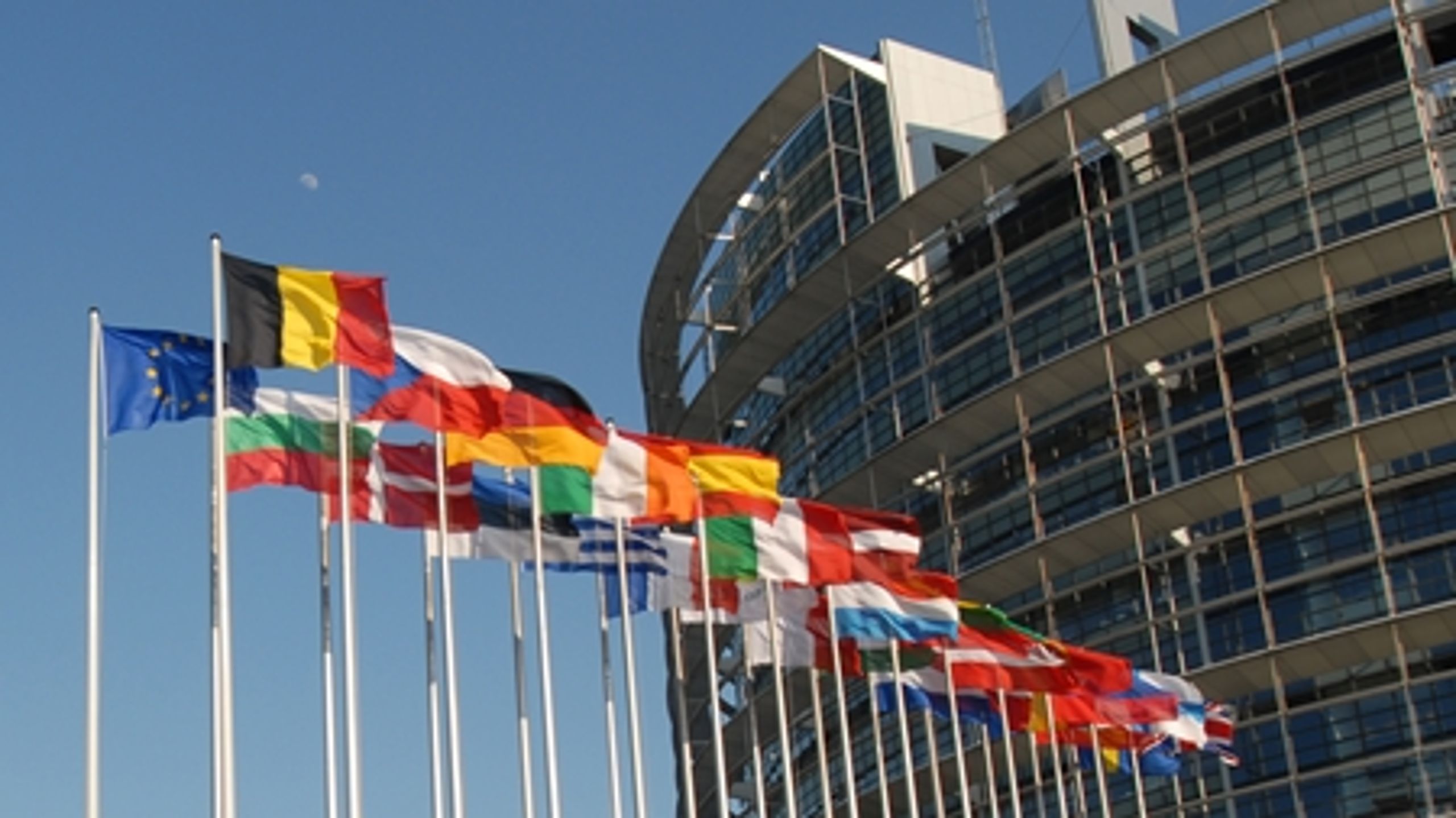 "Det er ikke de danske EU-politikeres skyld, at de har svært ved at få plads i danske medier. Det er det redaktionelle skøns skyld", skriver Altinget.dks Rasmus Nielsen i dagens kommentar på b.dk.