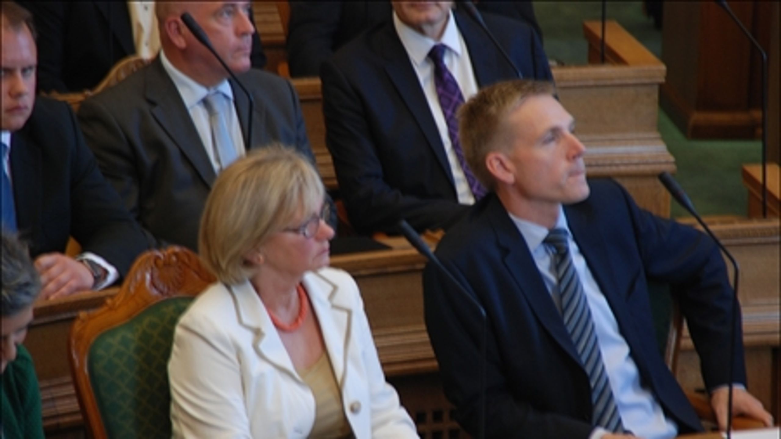 Trods blåt flertal i meningsmålingerne, så står Pia Kjærsgaard og Dansk Folkeparti ikke til at genvinde deres magtfulde position som tungen på vægtskålen.