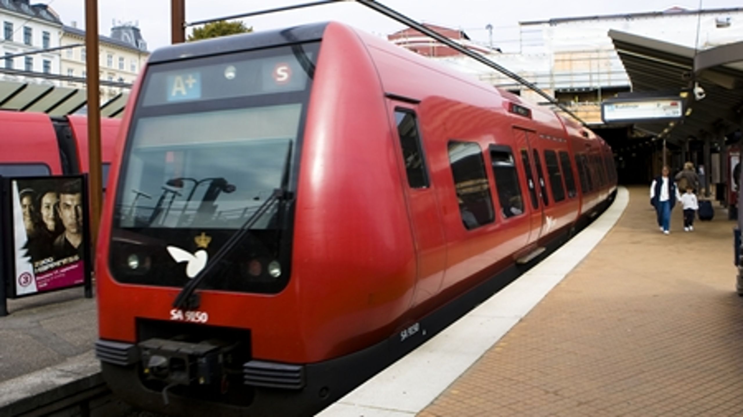 Regeringen har indgået aftale med fløjene i dansk politik om at sikre bedre og billigere kollektiv trafik.