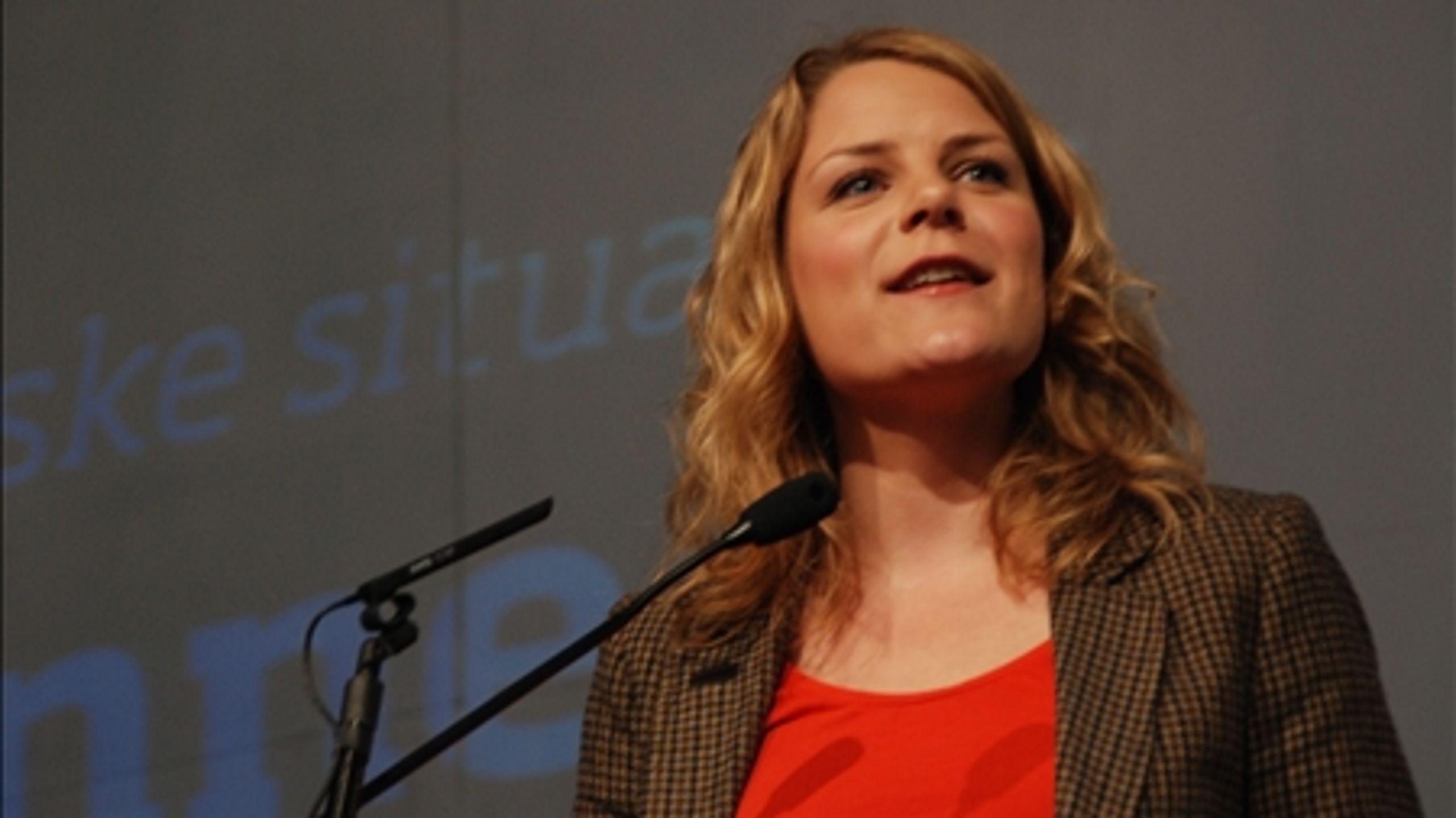 FINANSLOV: Med meldingen fra Johanne Schmidt-Nielsen og Enhedslistens hovedbestyrelse har Thorning fået lidt større manøvrerum. Nu behøver regeringen ikke nødvendigvis vælge mellem reformer til højre og finanslov til venstre. Men i praksis bliver øvelsen stadig meget svær.