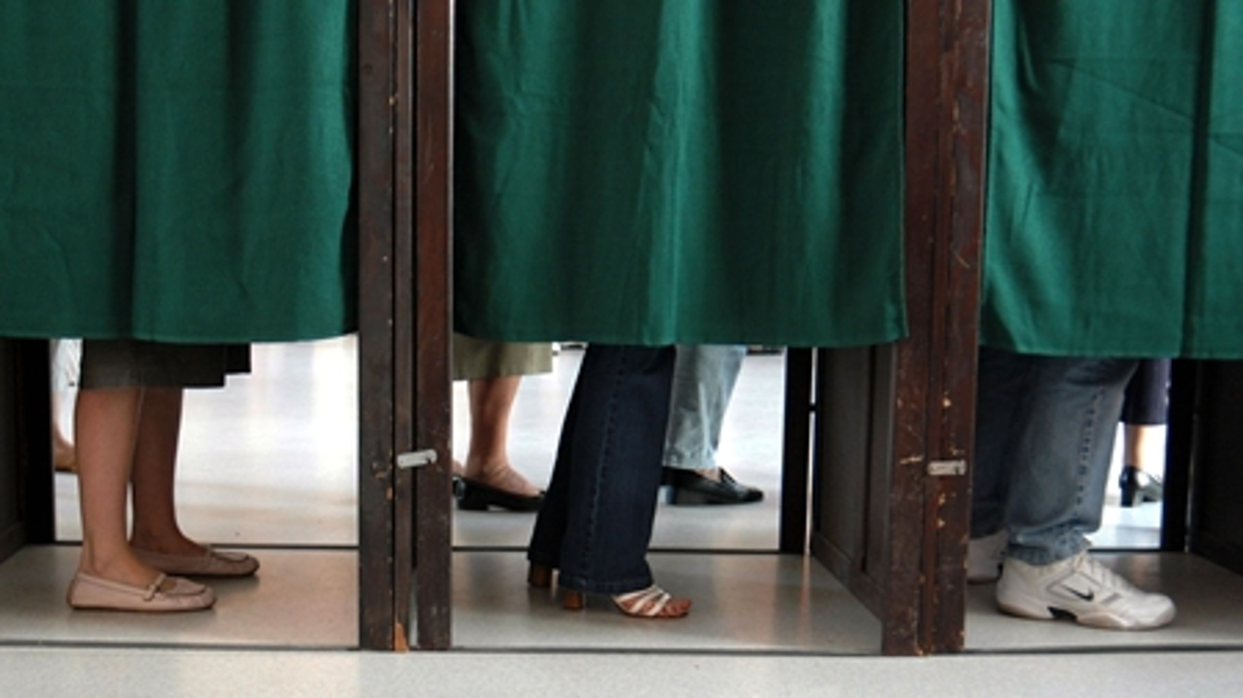 Der er flere danskere, som vil af med retsforbeholdet, end der vil beholde det.