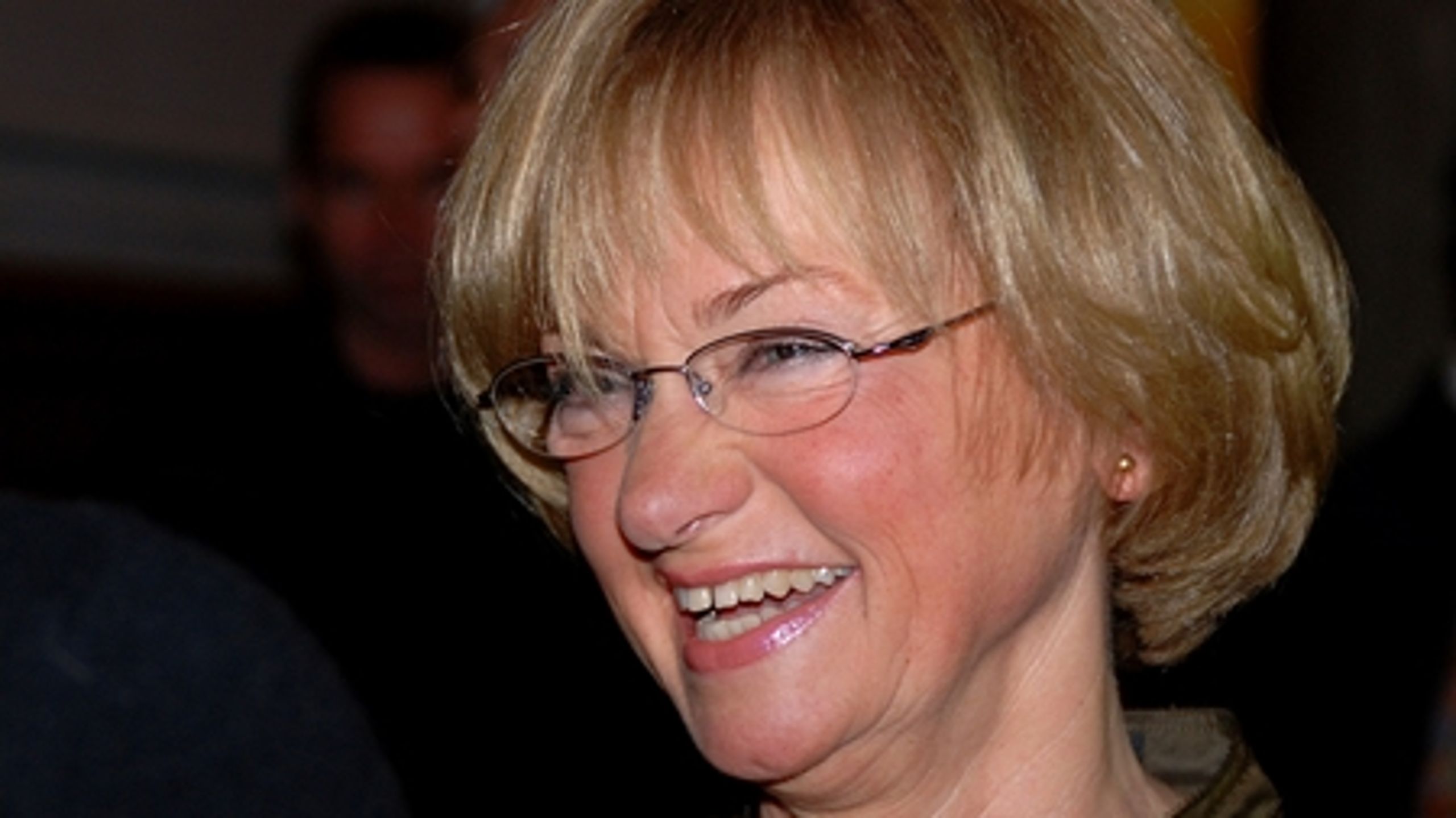 - På sådan en aften er det glemt, at de råbte "Dansk Folkeferie" og "aldrig stuerent" efter de frafaldne Glistrup-folk, skriver Altinget.dks chefredaktør efter Pia Kjærsgaard farvel til dansk toppolitik.