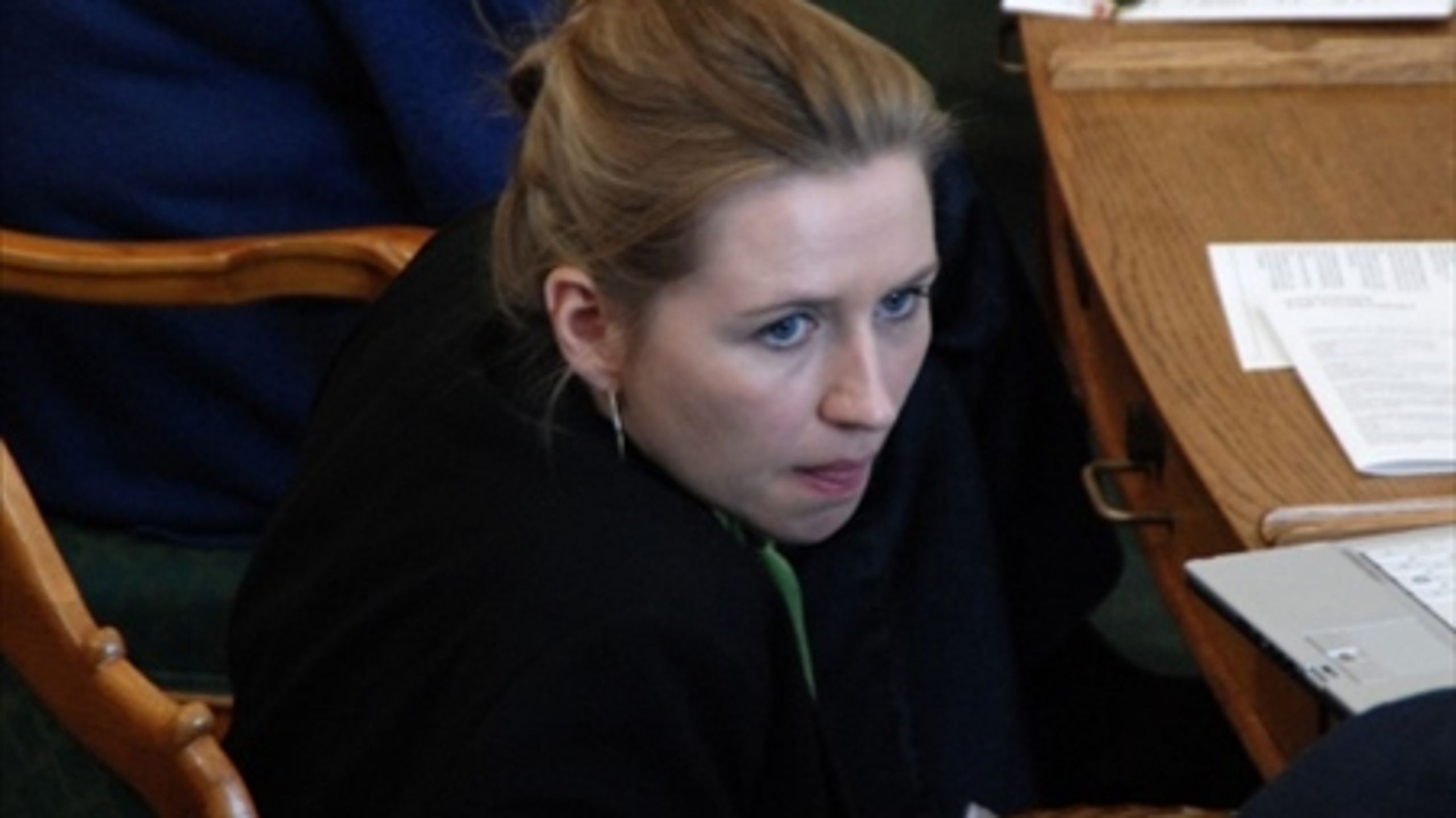 Beskæftigelsesminister Mette Frederiksen (S) vil ikke pege på, hvor kommunerne skal skære i aktiveringen af ledige.