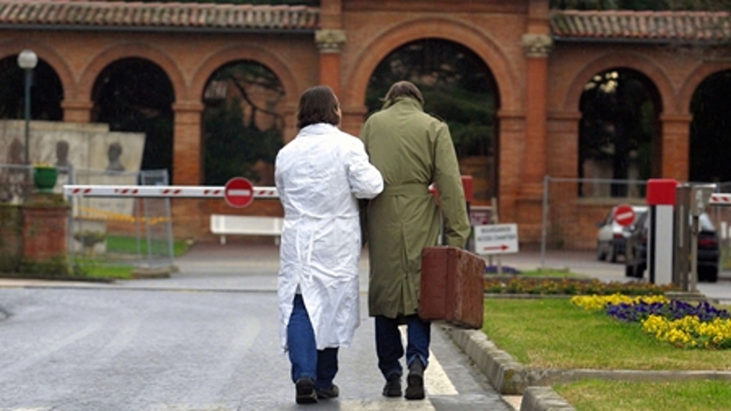 Bedre Psykiatri, Sind og Lap fastholder at forblive hver sin forening trods eksperters opfordringer om at samle sig.