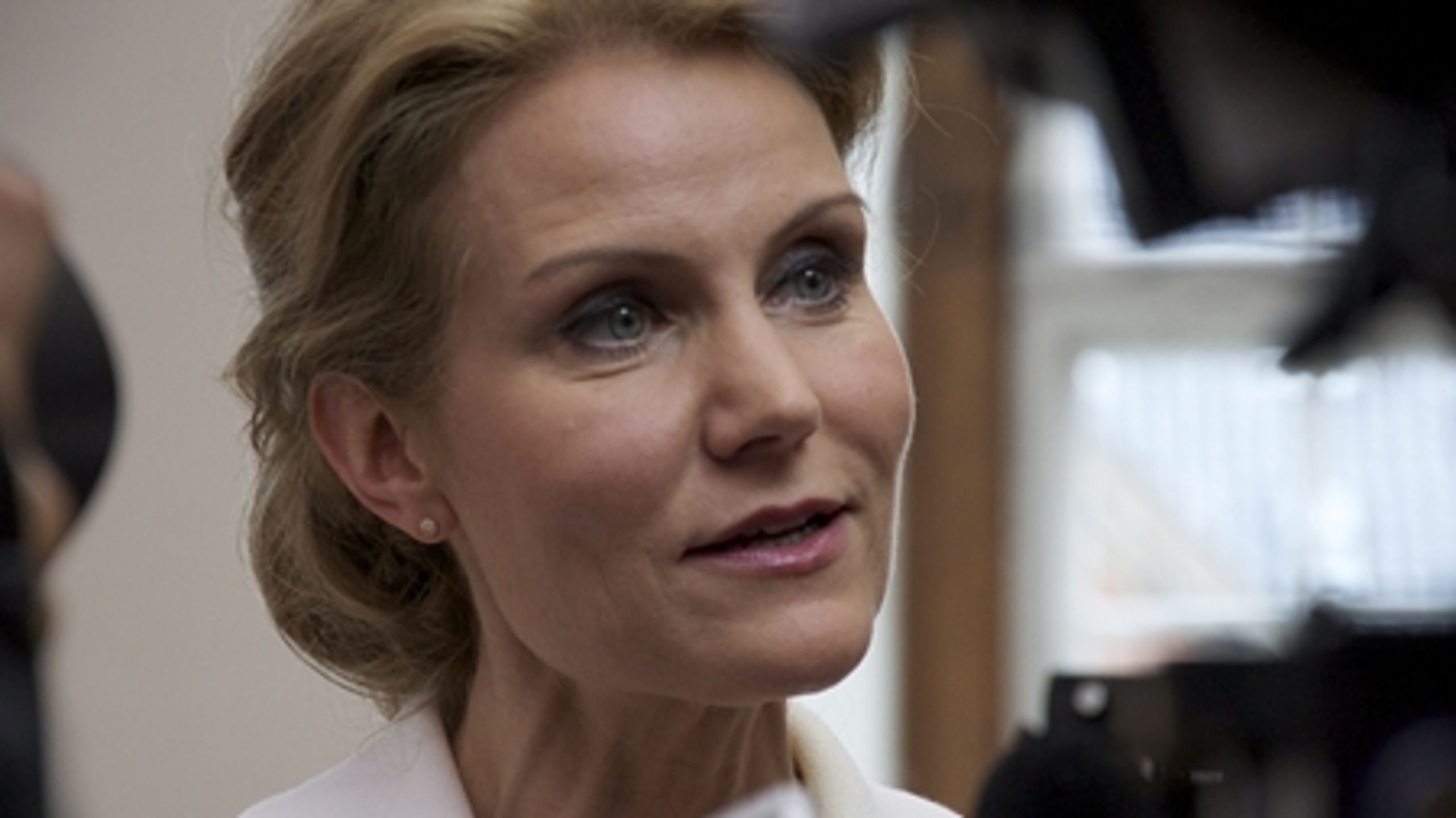 Statsminister Helle Thorning-Schmidt (S) lancerede tirsdag formiddag regeringens SU-udspil, som nu skal forhandles på plads med Folketingets partier. 