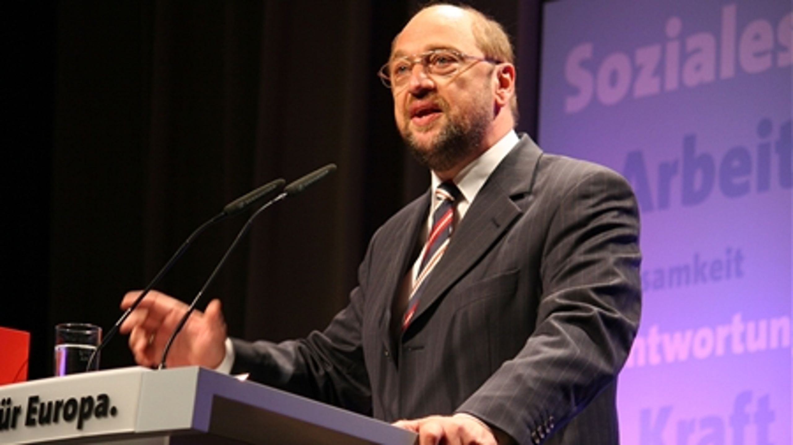 Europa-Parlamentets formand Martin Schulz (billedet) ser gerne, at EU's budget skal behandles med hemmelig stemmeafgivning i Parlamentet.