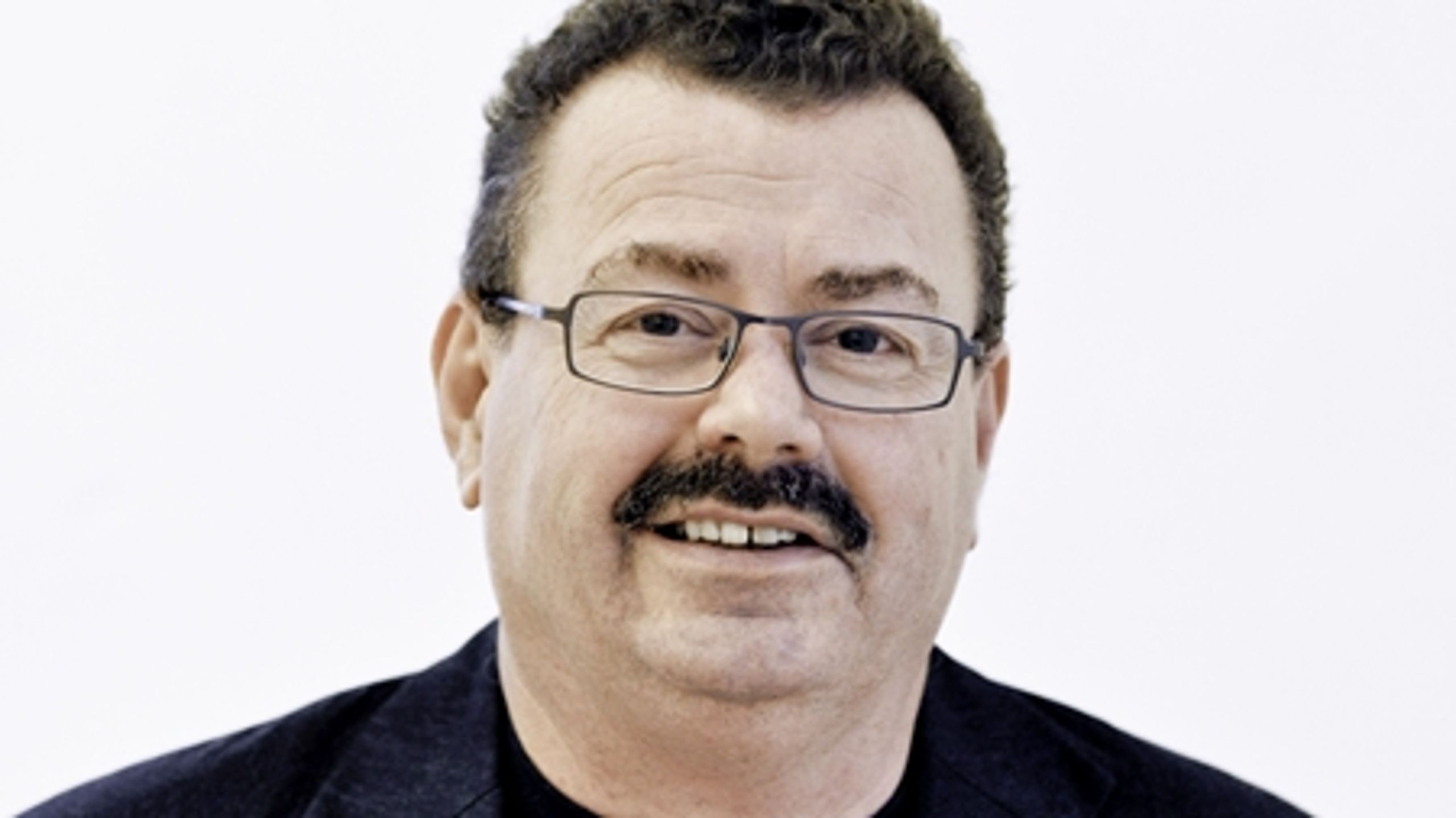 MF Per Clausen (EL) stiller op til kommunalvalget i Aalborg. Han skal være med til at sikre Enhedslisten fremgang ved efterårets kommunalvalg og en vigtig plads i KL's bestyrelse.