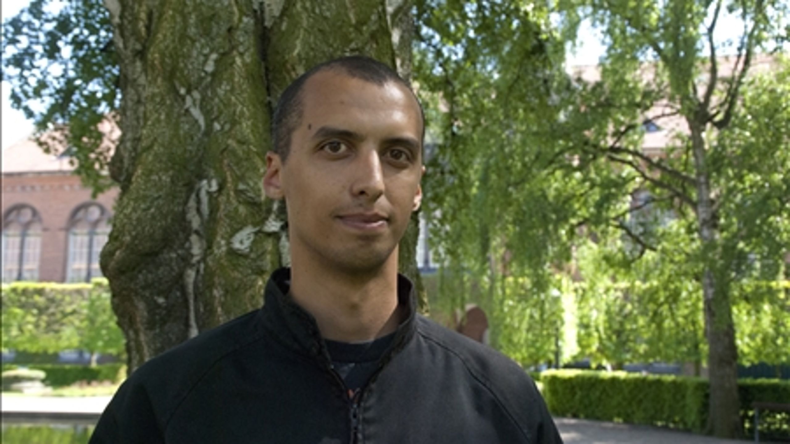 Mattias Tesfaye: SF's tidligere næstformand var den første, der forlod partiets landsledelse. Siden har han fået følgeskab af en stribe andre landsledelsesmedlemmer, der alle er endt hos Socialdemokraterne.