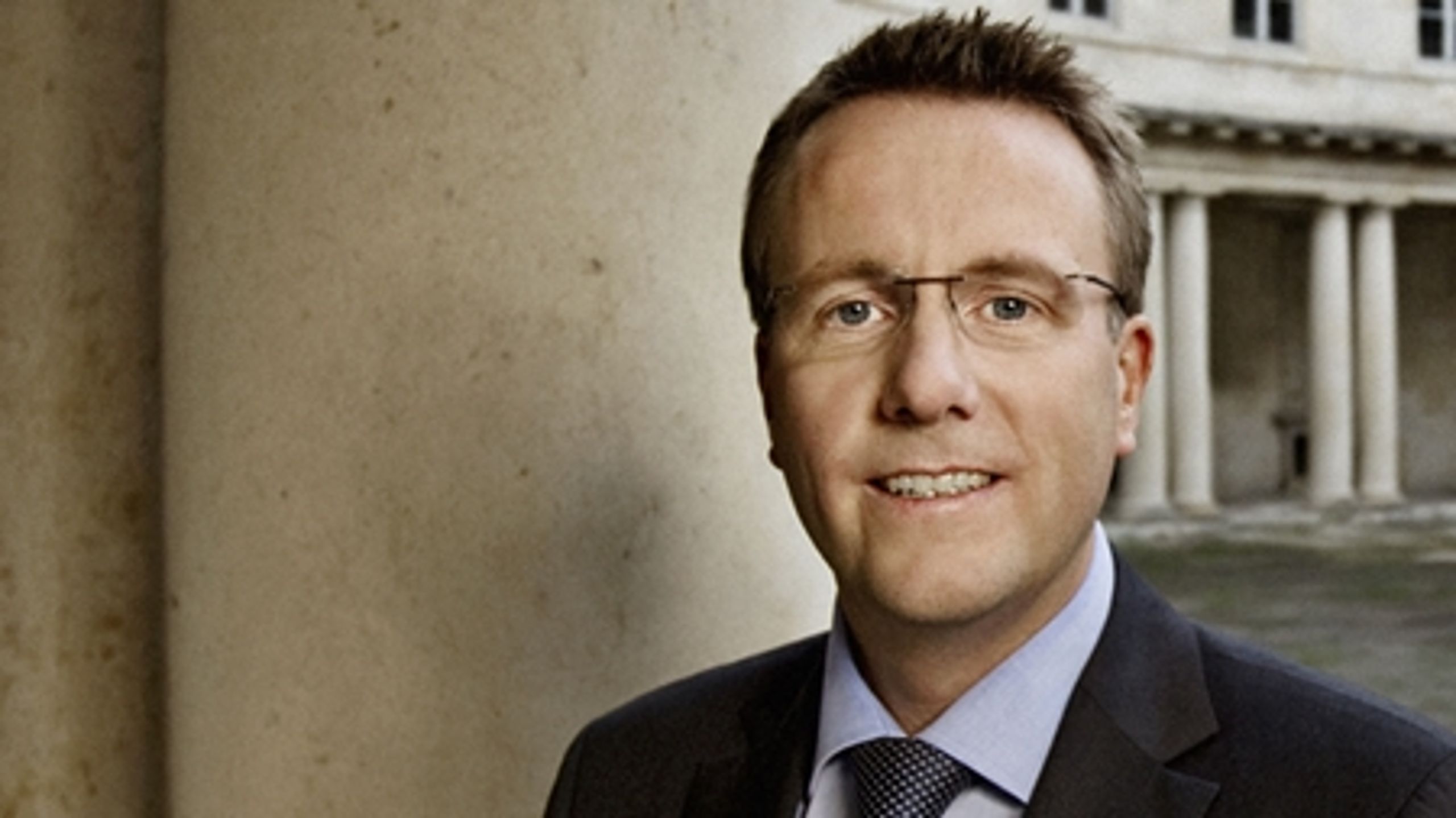 Justitsminister Morten Bødskov (S) står til at ryge ud af Folketinget, hvis der bliver udskrevet valg nu.