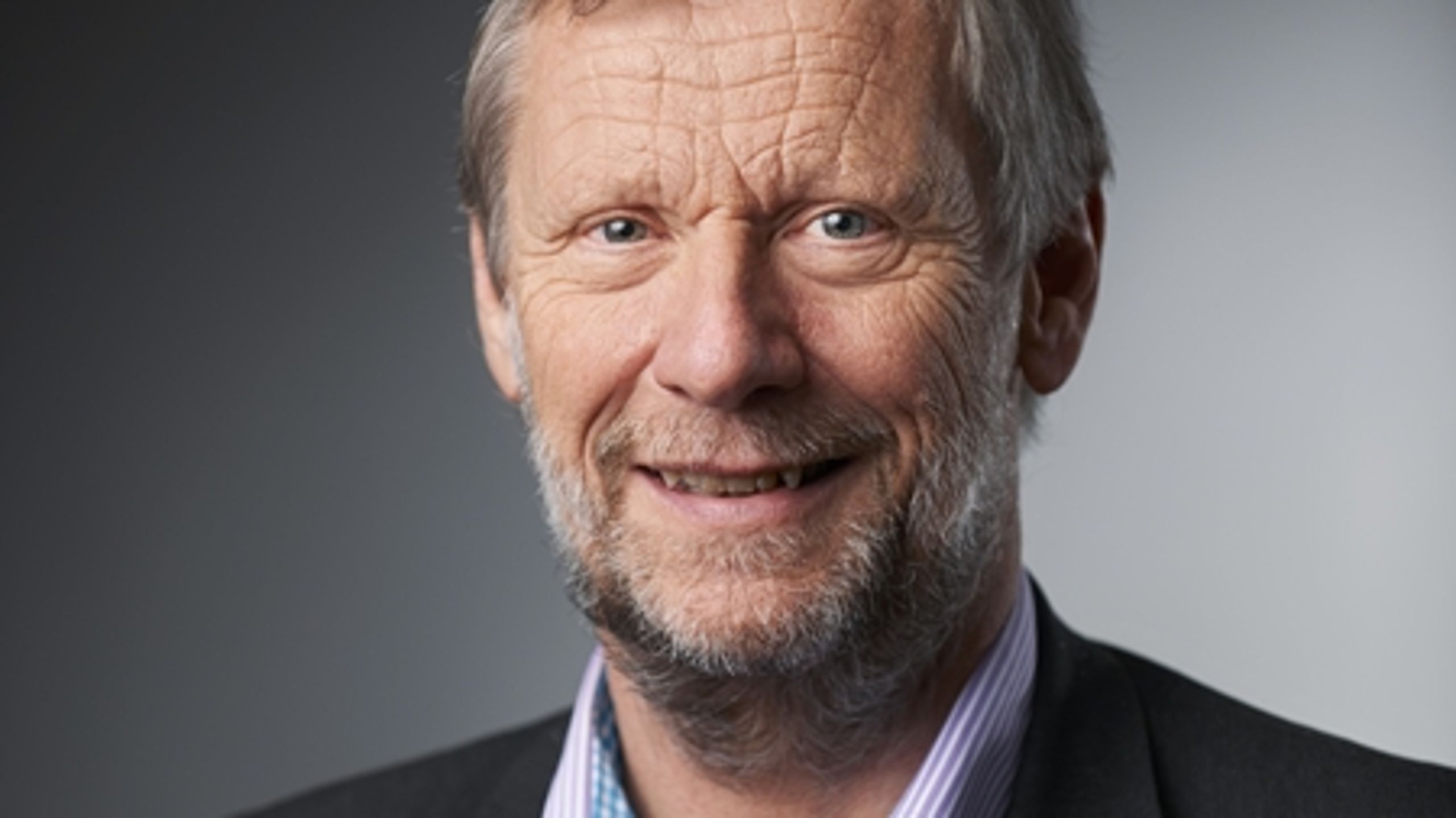 Der skal gå mindst tre år, før politikerne på Christiansborg begynder at måle på resultaterne af folkeskolereformen, mener Flemming Olsen, formand for Børne- og Kulturchefforeningen.