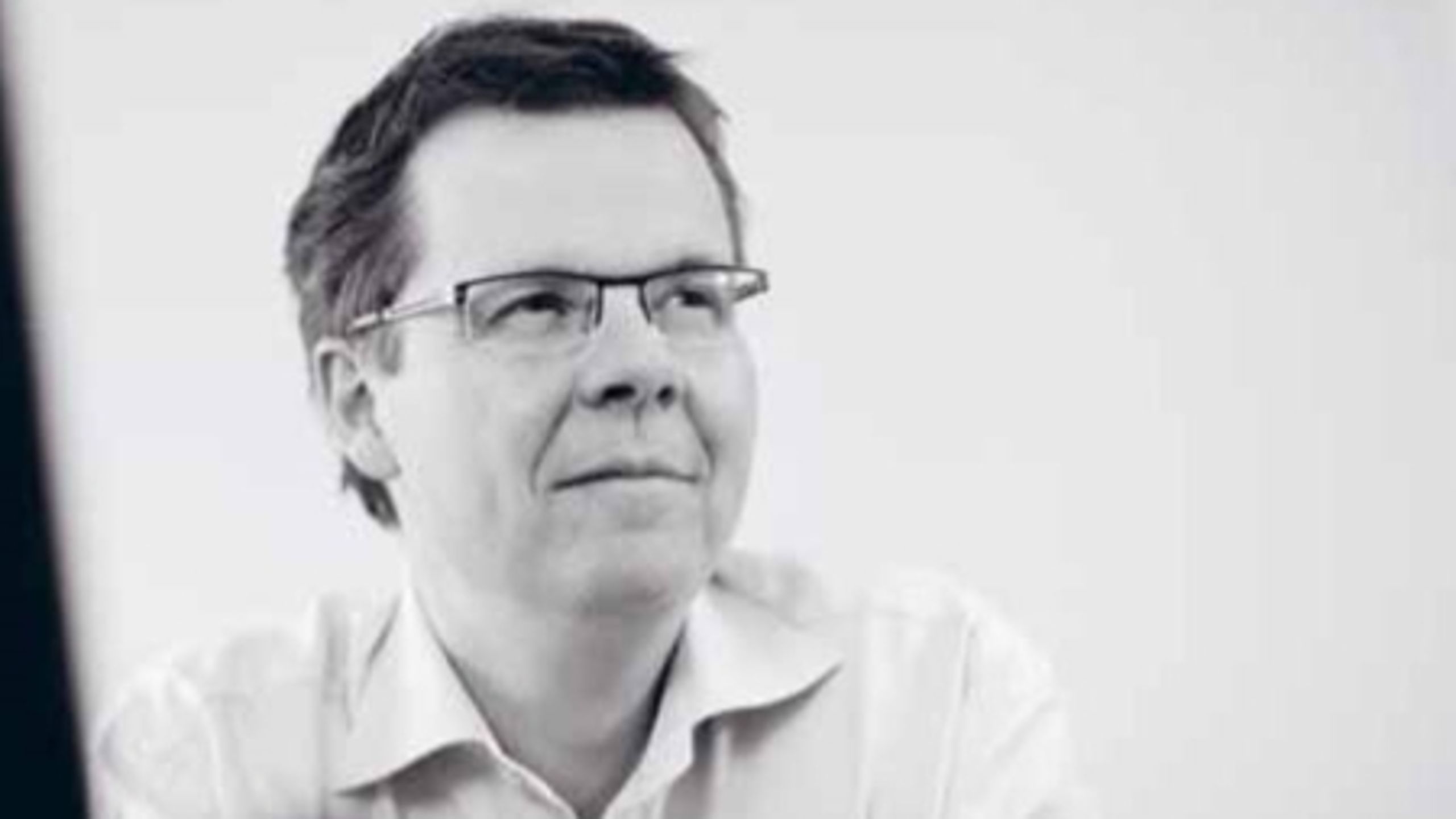 "Jeg mener, at Forsvarsministeriets sagsbehandlingstid på ca. et år og syv måneder frem til afgørelsen af 3. juli 2013 er helt uacceptabel," skriver  Folketingets ombudsmand, Jørgen Steen Sørensen, i sin udtalelse. 