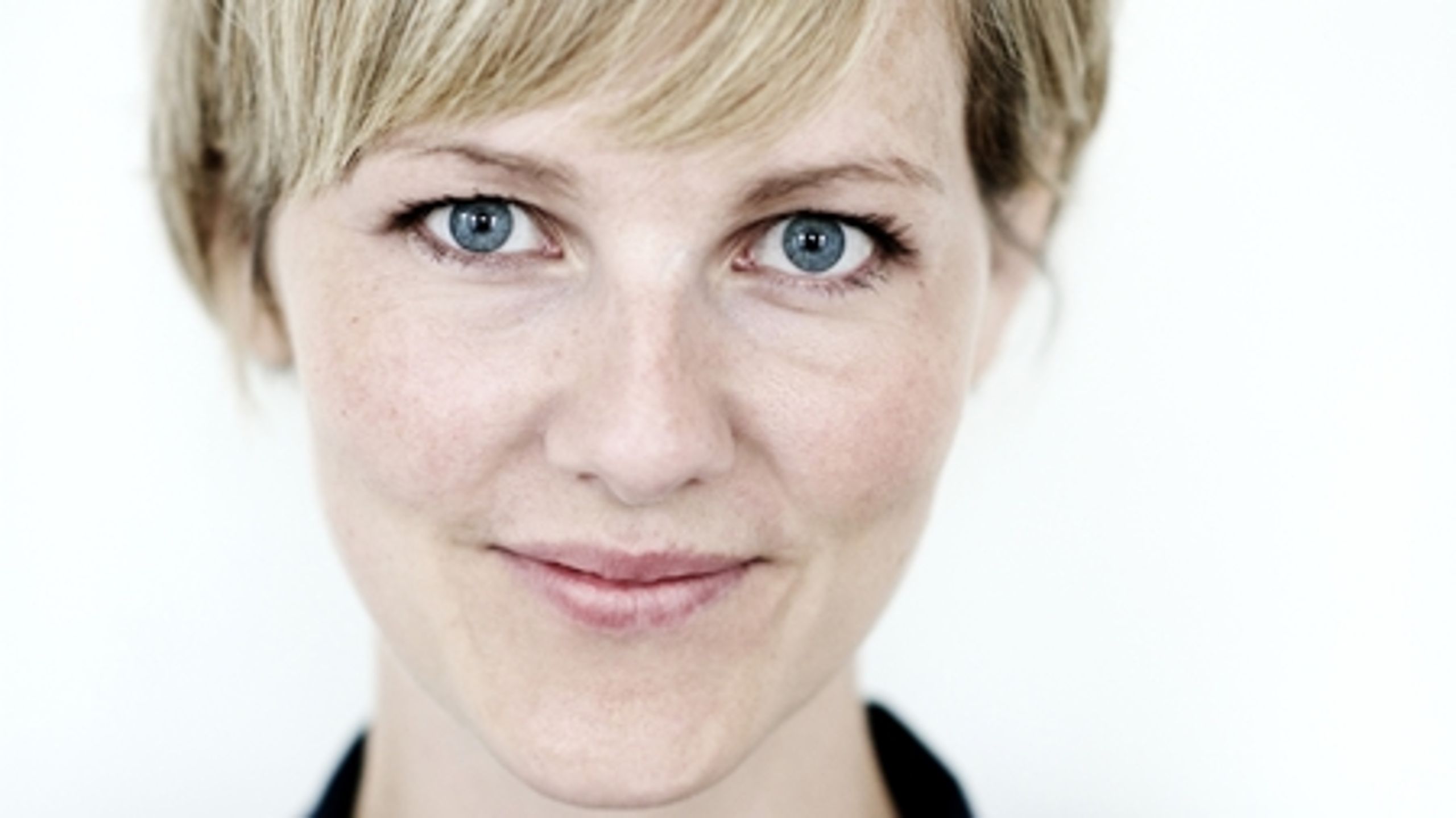 Med halvandet års forsinkelse kunne miljøminister Ida Auken (SF) i dag præsentere regeringens ressourcestrategi for genanvendelse af affald.