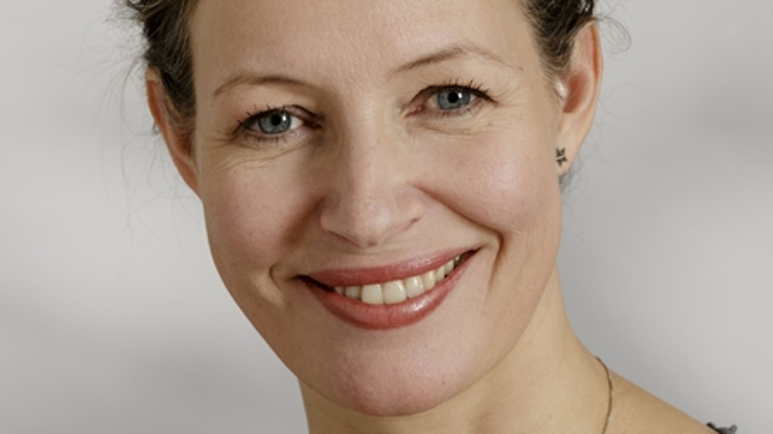Charlotte Rønhof, underdirektør i DI, savner mere saglighed i Efterskoleforeningens kampagne for landets efterskoler.