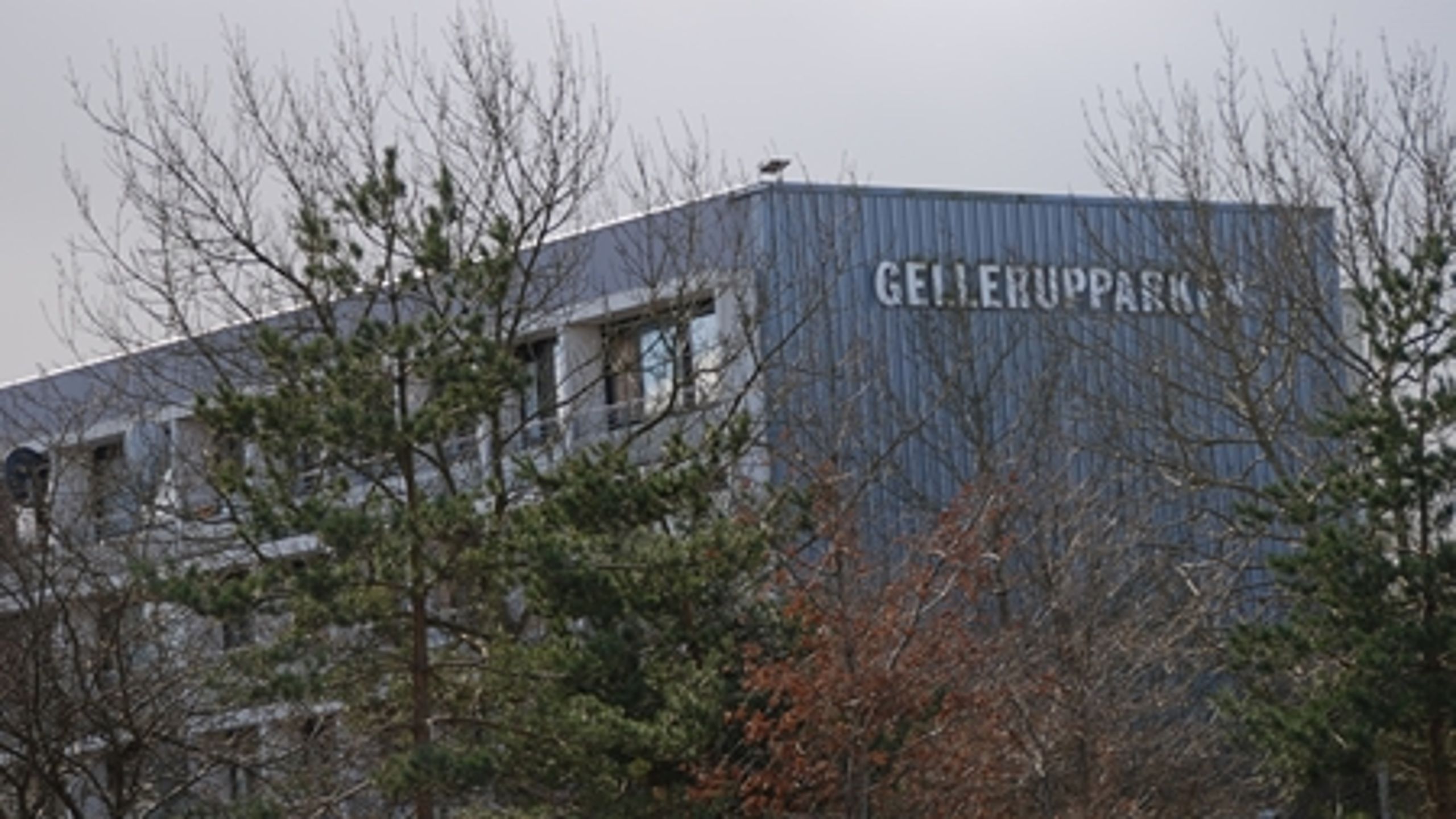 I en stor måling af trygheden i Danmark kommer Gellerup i Aarhus ud som et af de ti steder, hvor beboerne føler sig mindst trygge. Gellerup scorer kun 58 på en skala til 100. Tallet for de store byer i gennemsnit er 70.