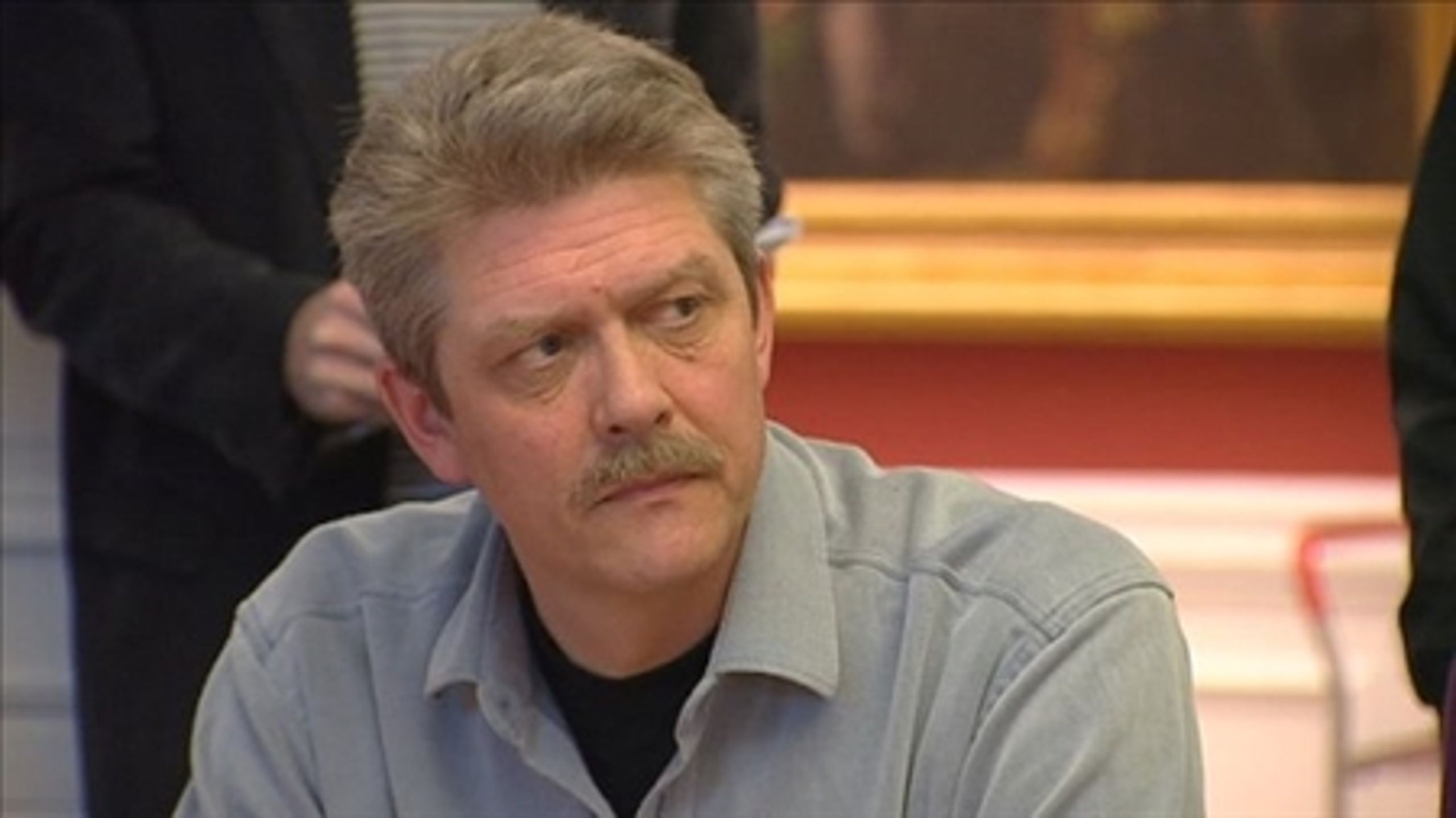 Karsten Hønge - der afløser Anne Baastrup - er ikke kendt som en af SF-formand Annette Vilhelmsen største beundrere.