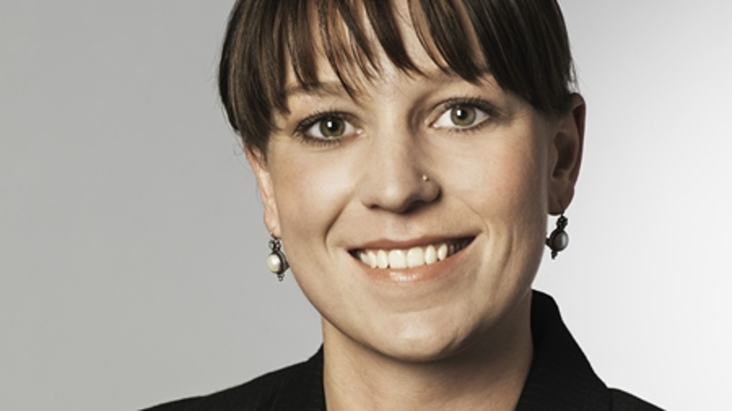 Socialdemokraternes forskningsordfører, Kirsten Brosbøl, afviser, at der på nuværende tidspunkt er et problem med for mange SU-modtagere fra andre EU-lande. 