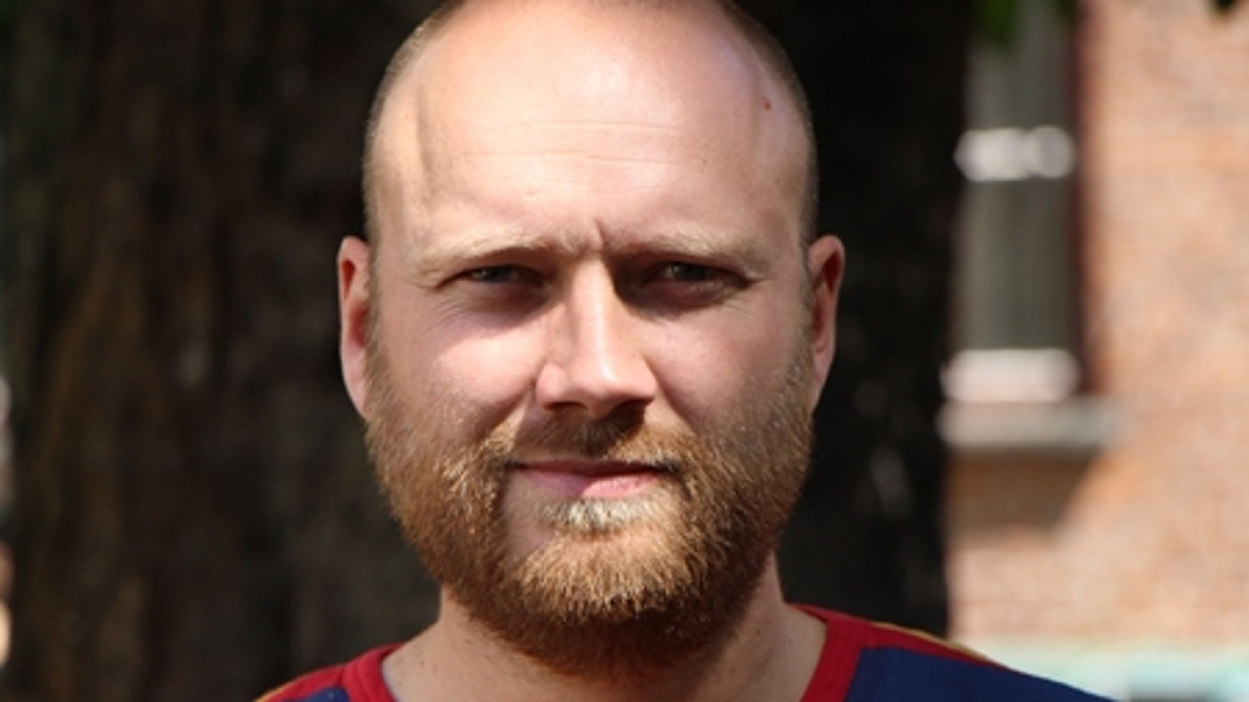 Nils Brøgger Jakobsen fra Mellemfolkeligt Samvirke mener, at det vil være en bedre løsning at lave en global handelsaftale og droppe de igangværende forhandlinger om en aftale mellem EU og USA.