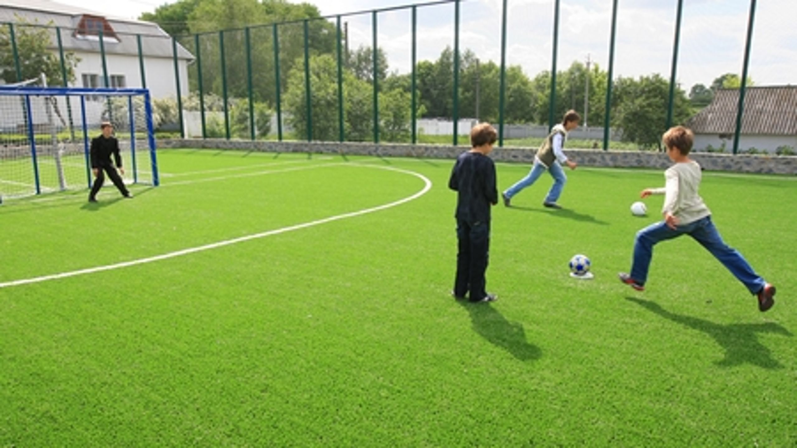 Det er ikke givet, at det bliver billigere for forældrene, at deres børn efter sommerferien får færre timer i SFO. Mange kommuner er for afhængige af indtægterne.