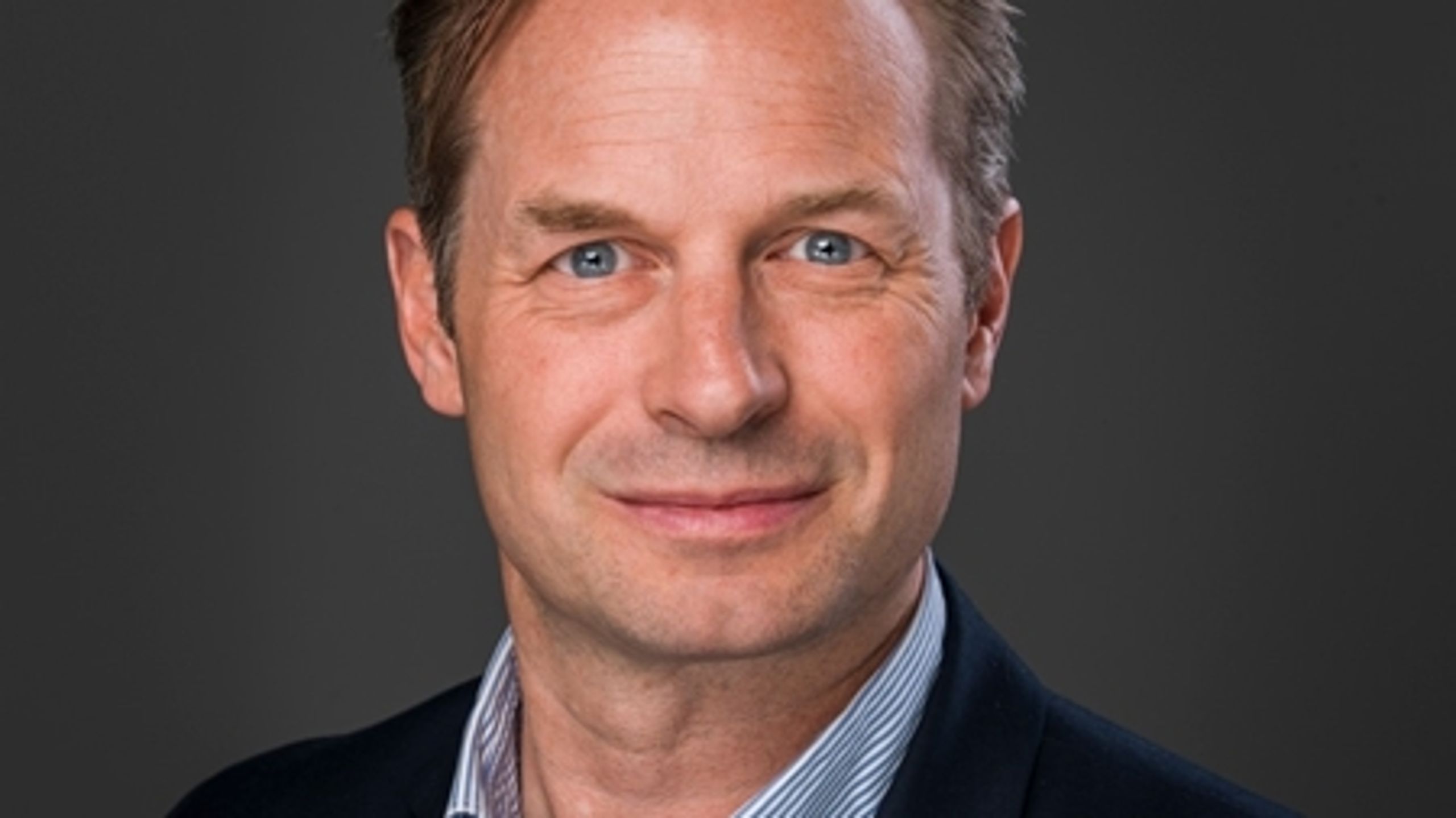 Det kan blive et problem for det kommercielle tv-marked, hvis TV 2 vælger at hæve abonnementsbetalingen til hovedkanalen, mener Jesper Jürgensen, informationschef hos SBS Discovery.