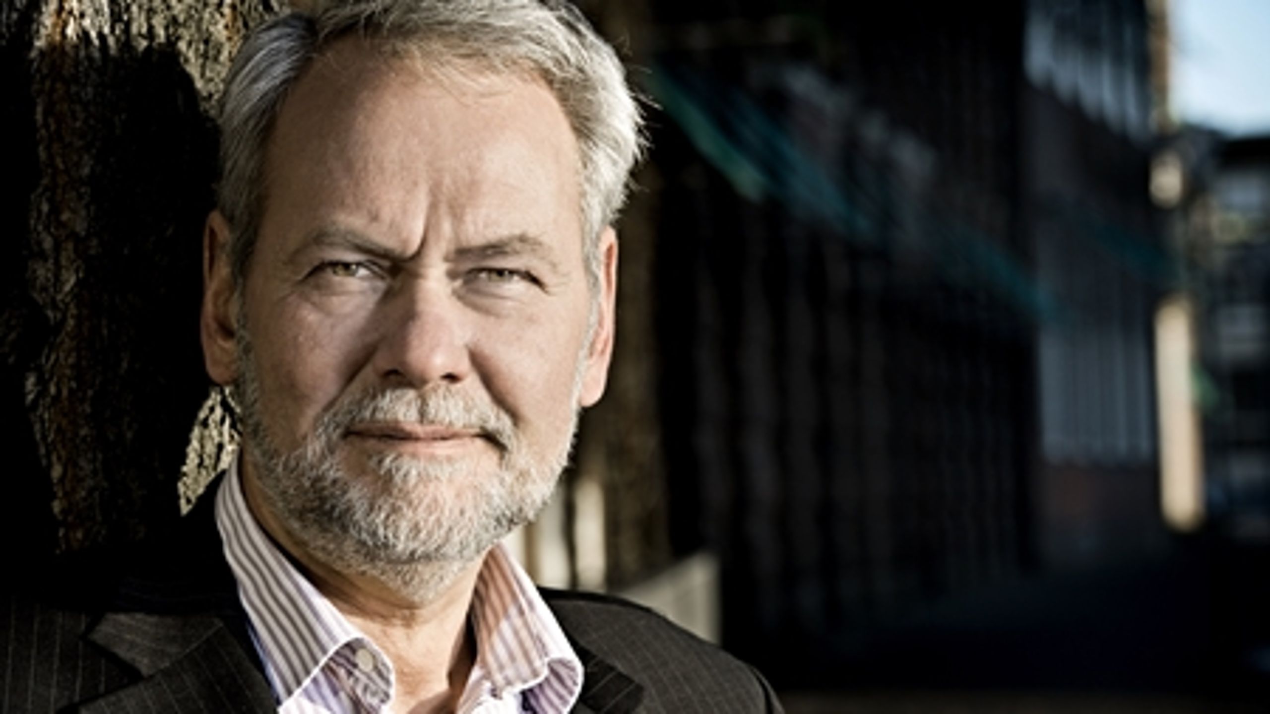 I øjeblikket gambler vi med den danske velfærdsmodel, advarer FOA-formand Dennis Kristensen. 