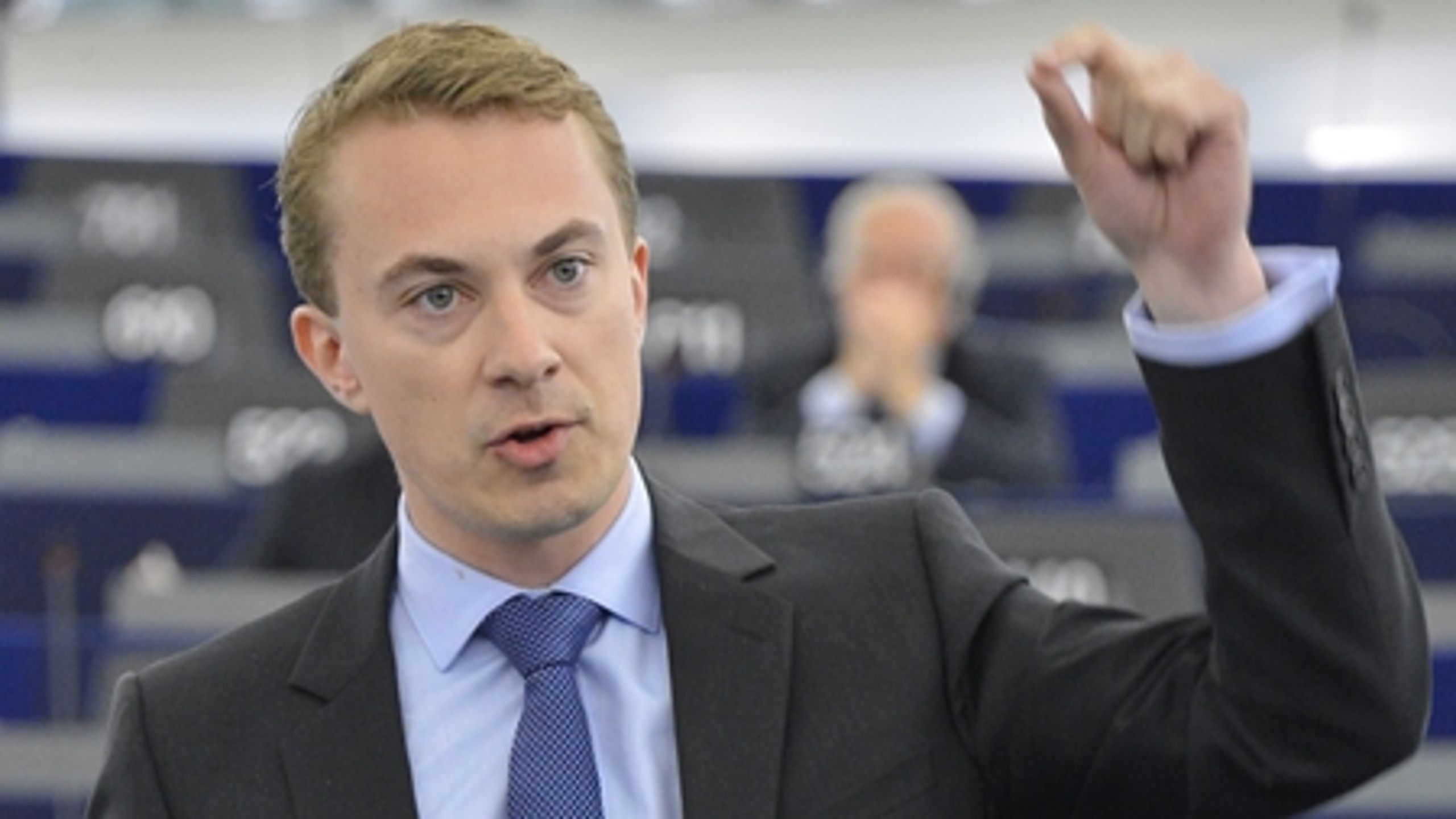 Morten Messerschmidt under en debat om det danske EU-formandskab i 2012, hvor han i en brandtale fra sin plads i Parlamentet advarede EU-etablissementet om, at statsminister Helle Thorning-Schmidt var en kvinde, som "ikke skyede nogen midler for at få sin vilje". "Shame on you", var hans budskab til statsministeren.