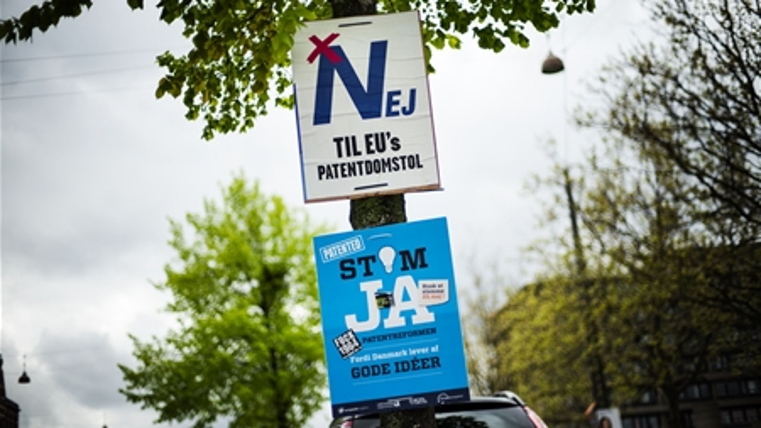 Kort tid før valgdagen har Ja-siden et forspring, viser et snit af meningsmålingerne.