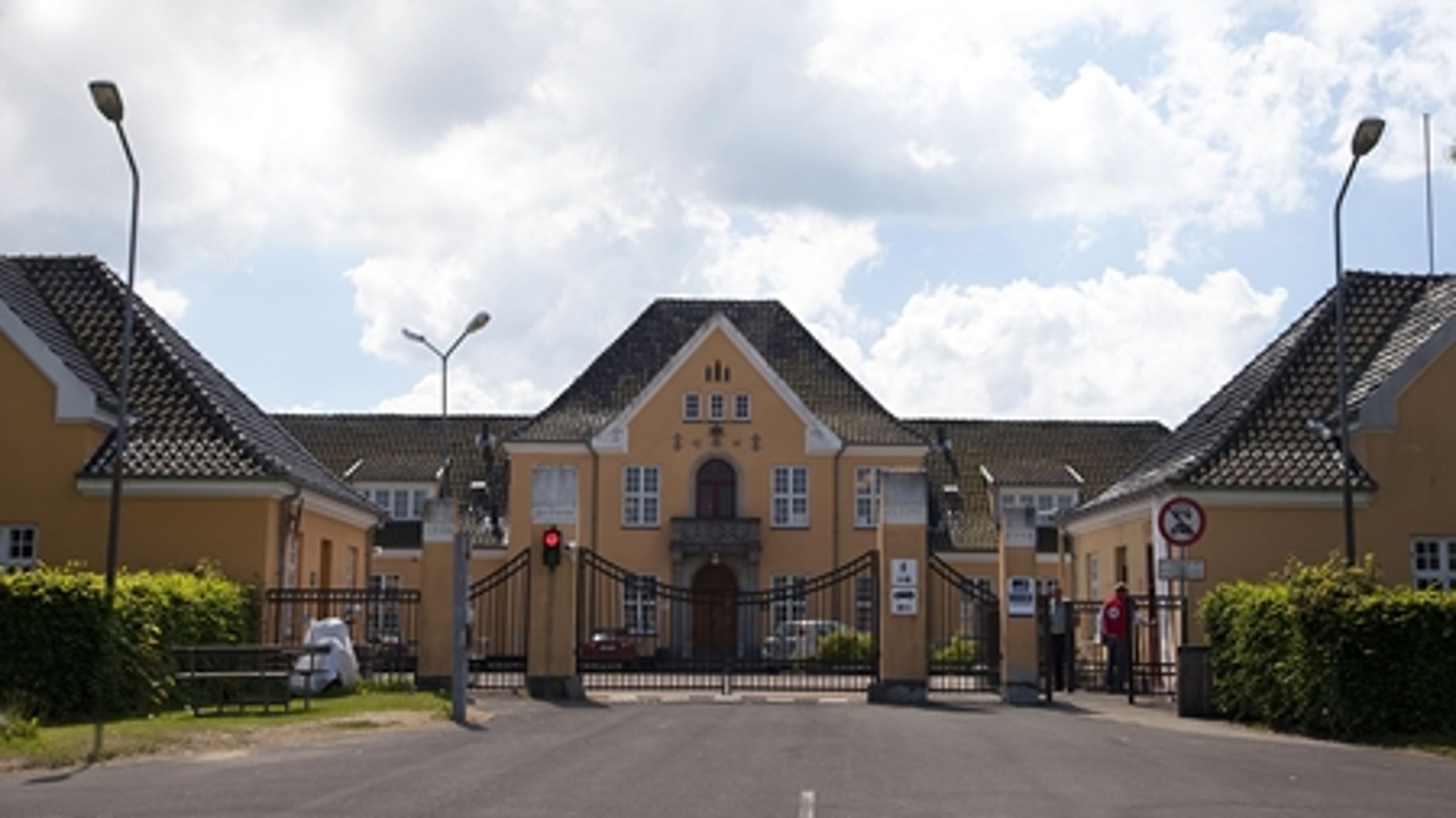 I 2013 søgte ca. 7.500 asyl i Danmark. Det er det højeste antal i flere år, men stadig langt fra niveauet i 2002, hvor over 12.000 søgte asyl.