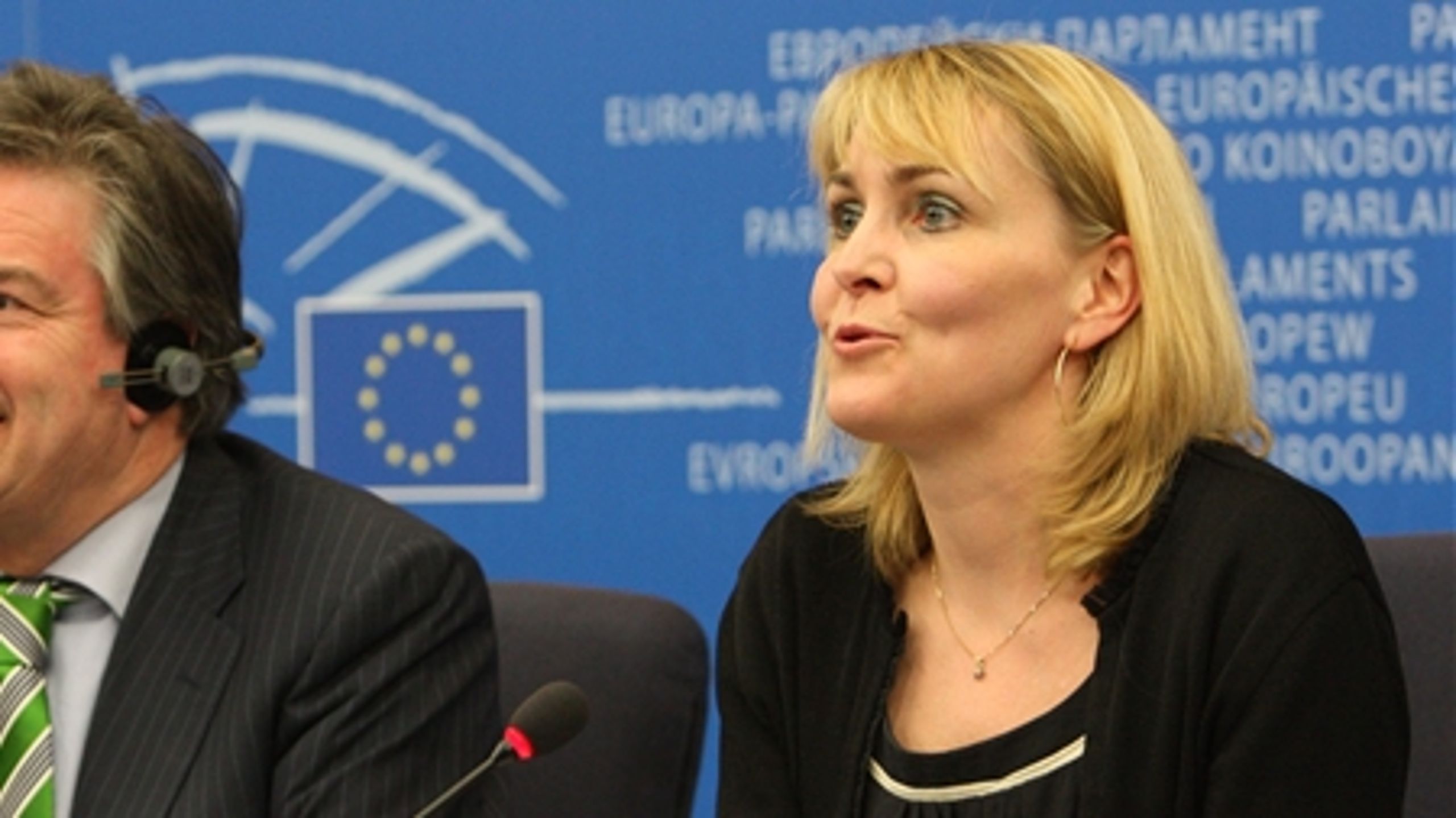 Christel Schaldemose (S) går imod sine socialdemokratiske kolleger i EU-Parlamentet ved ikke at støtte Jean-Claude Juncker som ny formand for EU-Kommissionen.