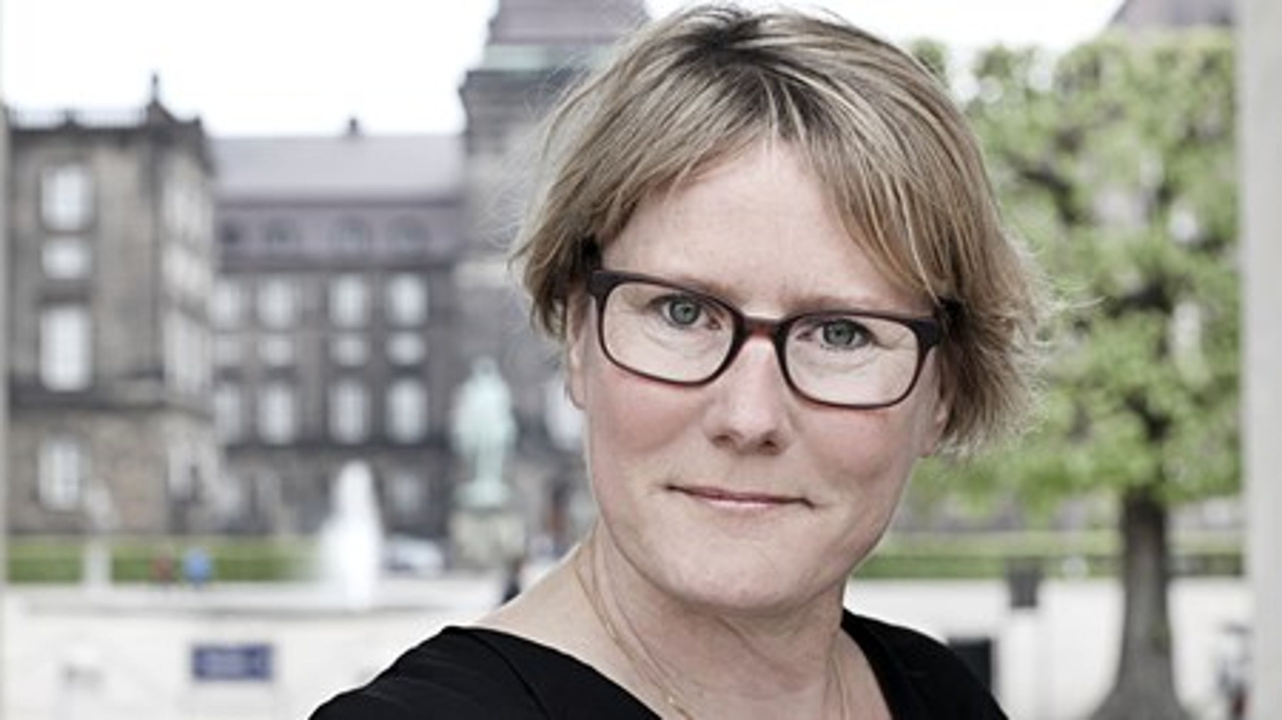 "Uligheden i uddannelsessystemet består. Selvom flere unge med ufaglærte 
forældre får en uddannelse, er betydningen af social arv i 
uddannelsessystemet stadig markant. Det er stærkt bekymrende," skriver Bente Sorgenfrey.<br>