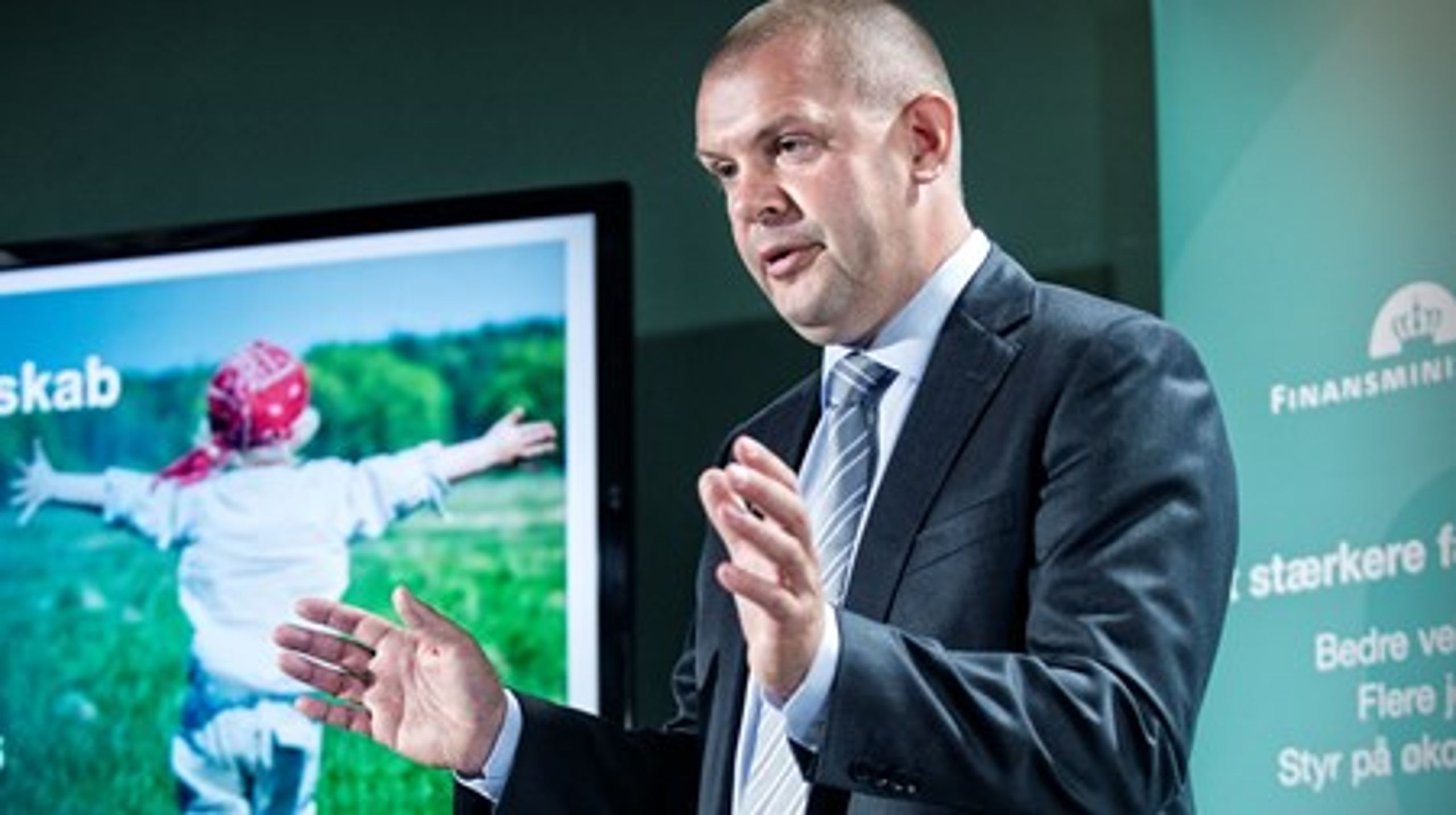 Finansminister Bjarne Corydon (S) fremlægger regeringens udspil til&nbsp;finanslov. Her bliver dagpenge et stort tema, selvom vælgere ikke ser det&nbsp;som deres topprioritet.