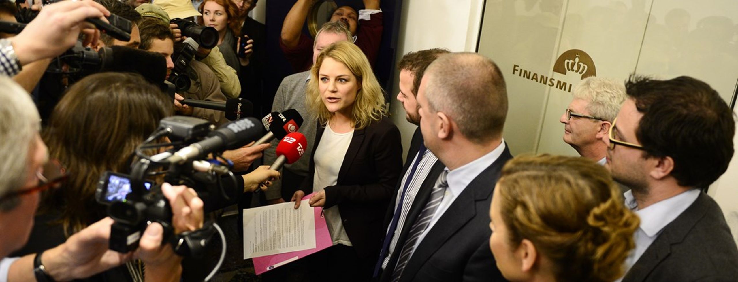 Regeringen, Enhedslisten og SF er blevet enige om en samlet finanslov for 2015.&nbsp;