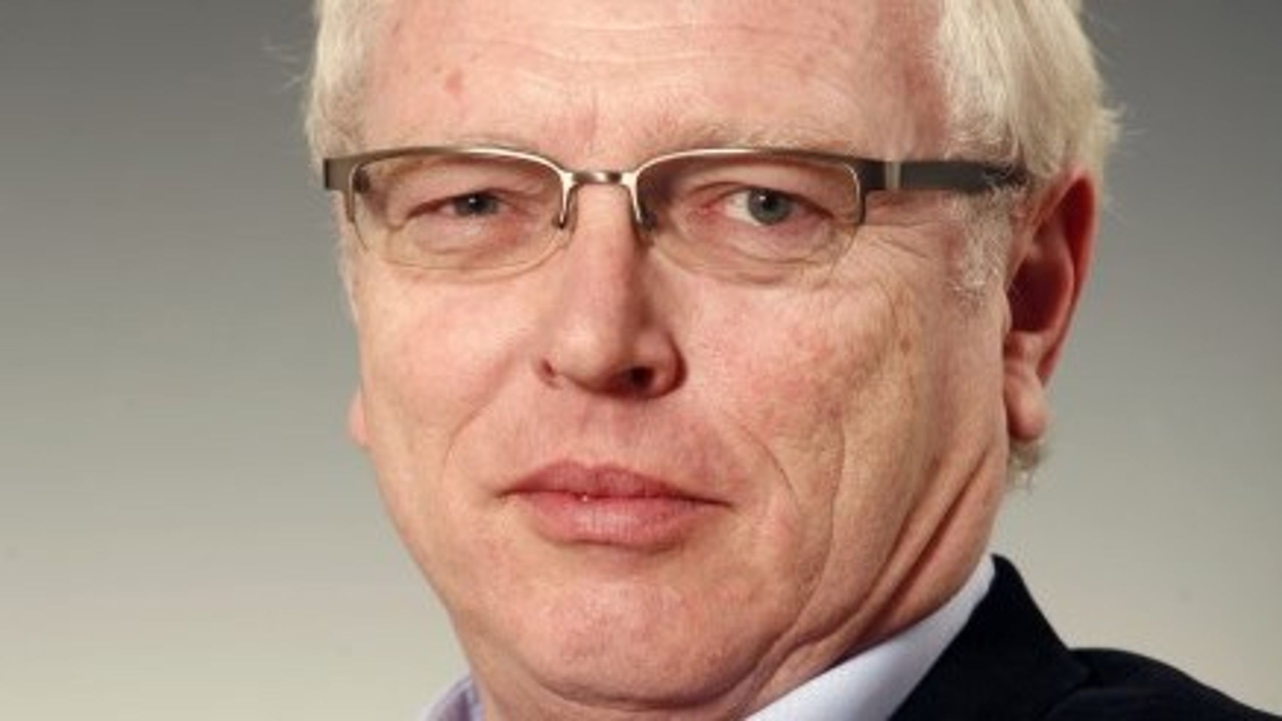 Teaterforeningerne har ikke råd til at vise så mange forestillinger, som de gerne ville, og som de har publikum til. Det skriver Lars Salling, formand for Danmarks Teaterforeninger.&nbsp;