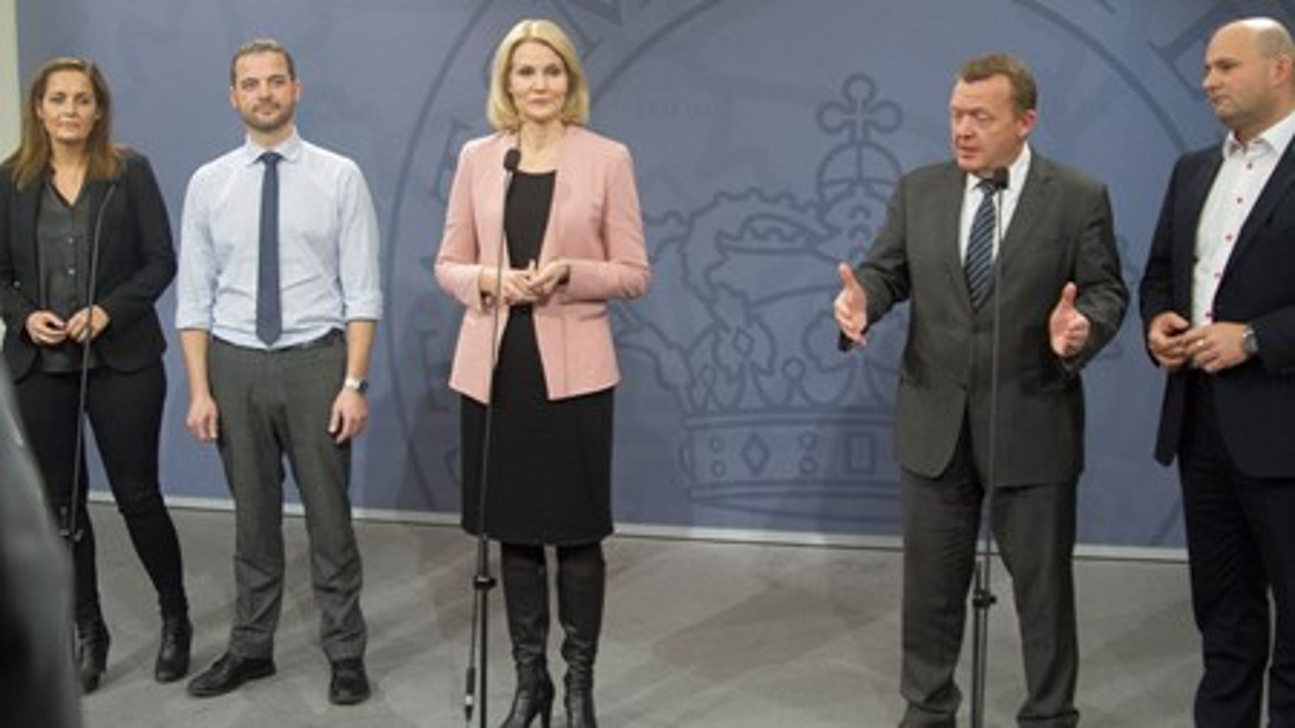 Venstre, Konservative, SF og SR-regeringen er enige om, at retsforbeholdet skal til afstemning senest i første kvartal af 2016.&nbsp;