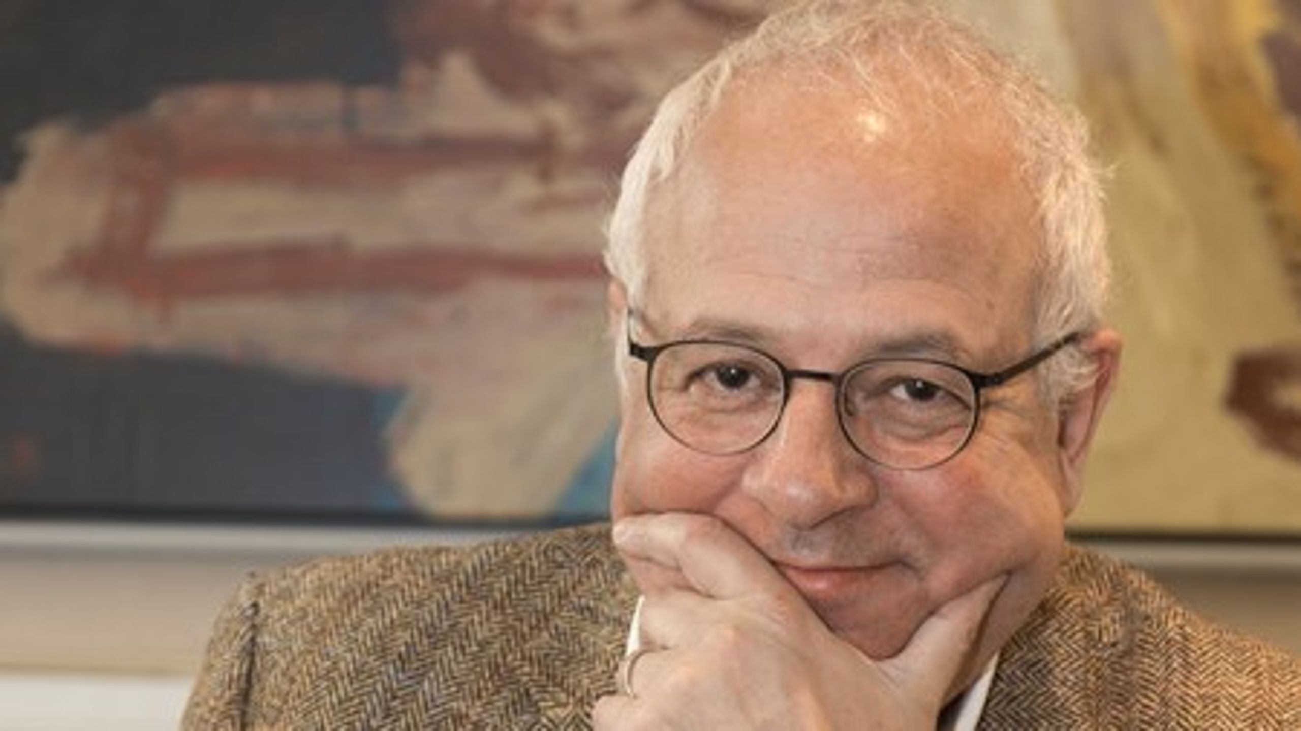 ”Skal man som en demonstration genoptrykke muhammedtegningerne?” spørger debattører i fransk tv.&nbsp;Hvis det sker, vil et helvede formodentlig bryde ud. Risikoen for, at umilitante muslimer i lutter trods bliver radikaliseret, er stor, fremhæves det, noterer Dan Tschernia i sin øjenvidne-skildring til Altinget.