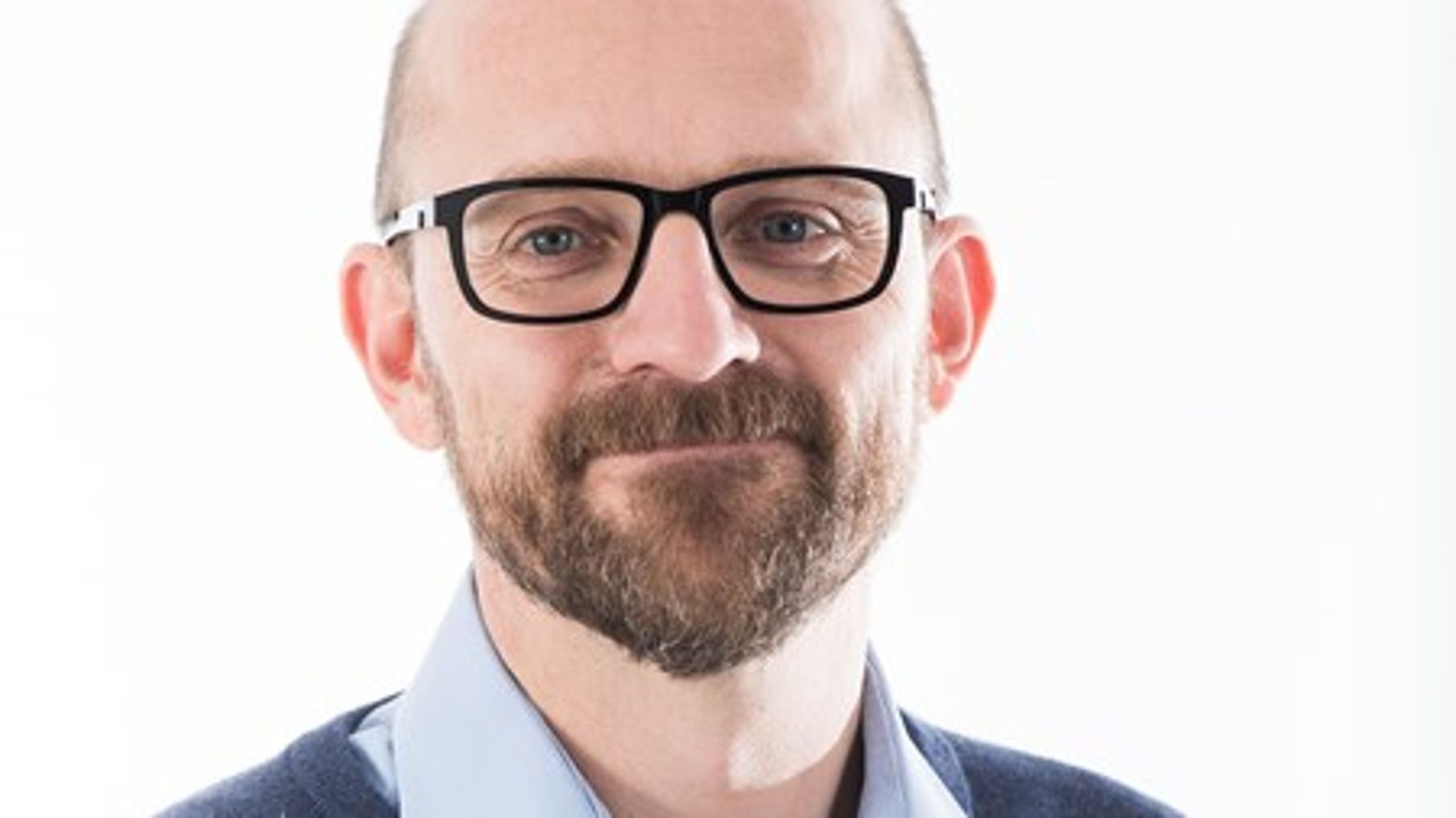 <i>












"Vi har som
læger en interesse i størst mulig åbenhed omkring samarbejde med
lægemiddelvirksomheder - en åbenhed, der kan understøtte befolkningens tillid
til læger, og som betyder, at vi altid skal kunne tåle kritiske eksterne blik," siger 



Mads Koch Hansen, formand for Lægeforeningen</i>.<br><br>