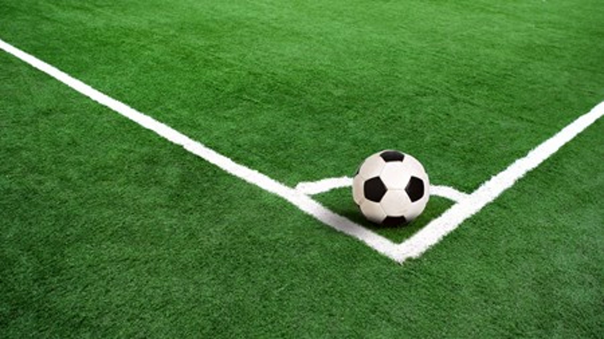 Snyd og svindel og bestikkelse for at opnå særlige resultater er blevet en del af virkeligheden i dansk idræt, også inden for fodbold. Nu truer kulturministeren med økonomiske sanktioner, hvis ikke idrætsforbundene går til kamp mod svindlen.&nbsp;