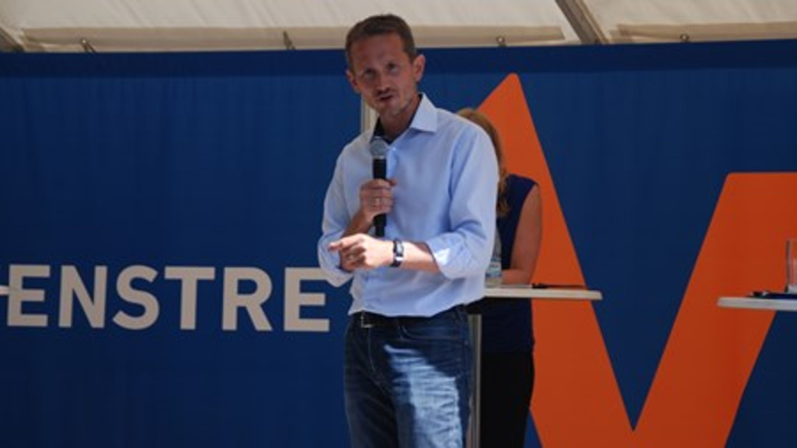 "Vi skal være glade for jer borgere,&nbsp;der er kommet hertil fra&nbsp;nær og fjern og arbejder," skriver&nbsp;Kristian Jensen i en kronik i Søndagsavisen.