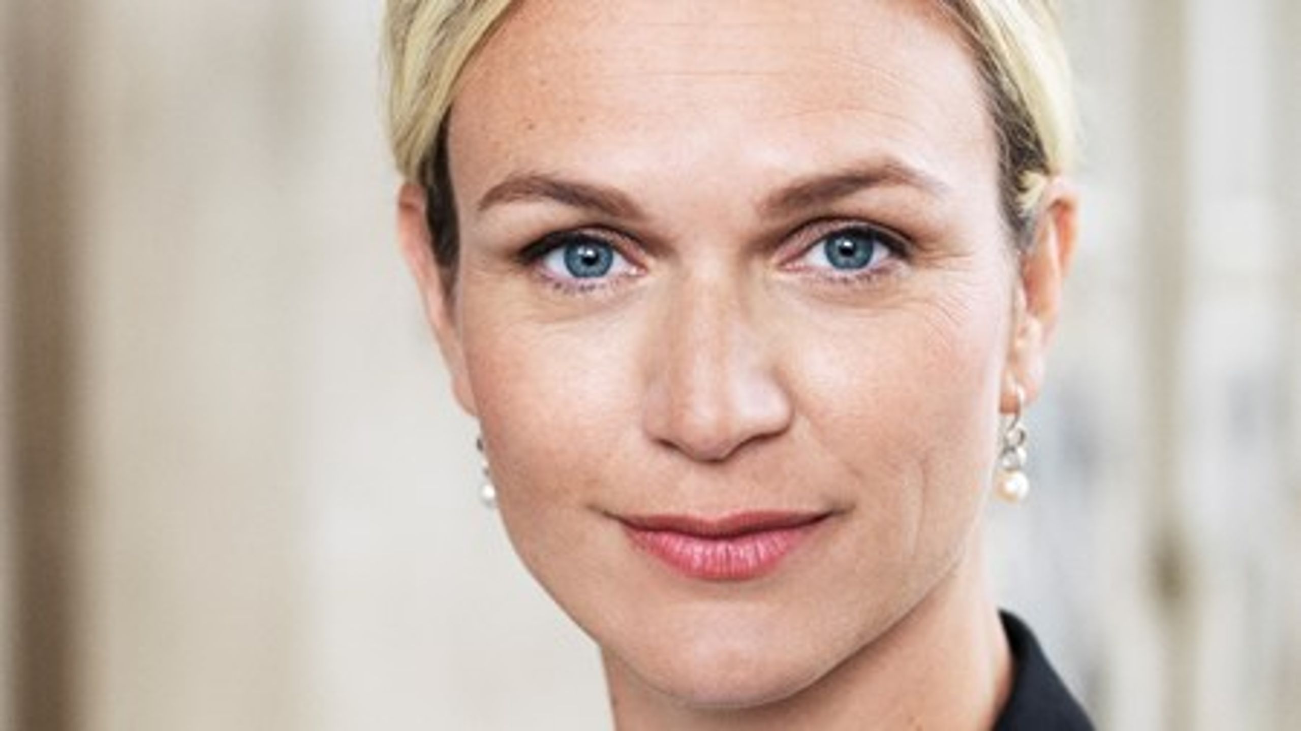 Undervisningsordfører Merete Riisager (LA) mener, at folkeskolen lider under et projektmageri. Et af disse projekter er forsøget med modersmålsundervisning, som hun beder undervisningsministeren redegøre for i en række nye udvalgsspørgsmål.&nbsp;