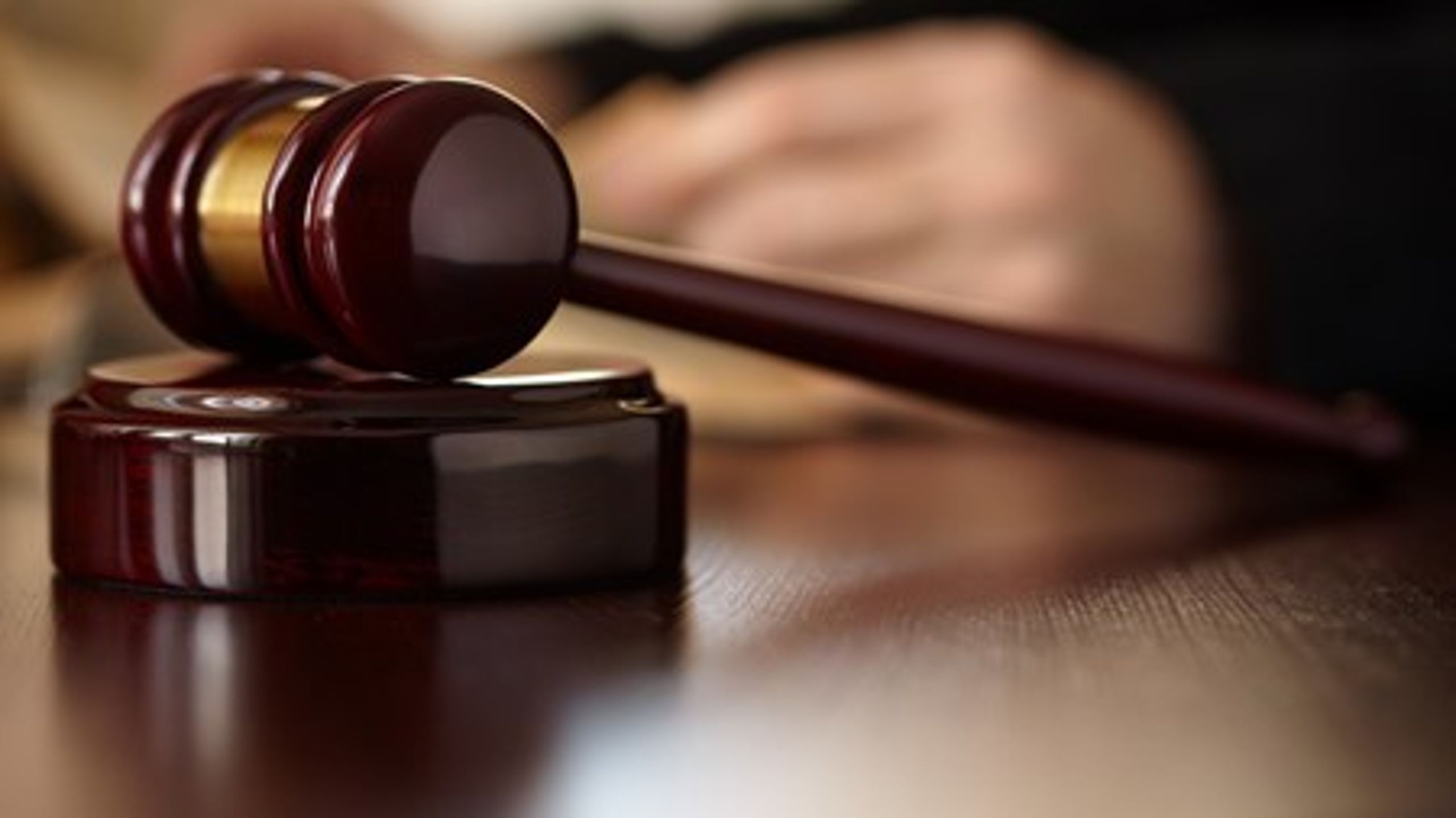 Danske og europæiske advokater samt Institut for Menneskerettigheder beklager, at et flertal i Folketinget har afstået fra at inkludere en række EU-regler, der styrker retssikkerheden, i den folkeafstemning, der skal holdes om en ændring af&nbsp;retsforbeholdet.