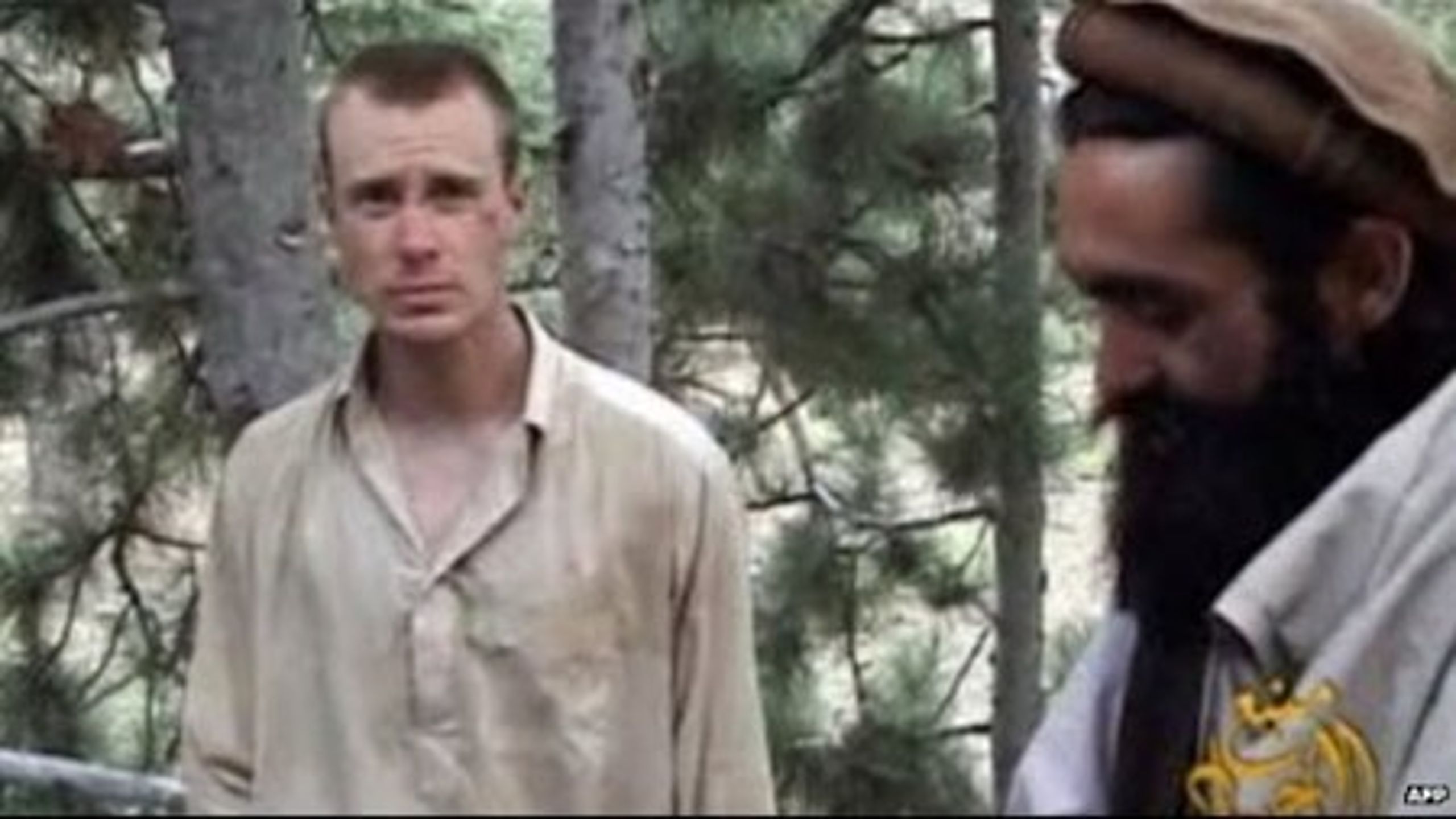 Bowe Bergdahl, der havde været tilfangetaget af Taleban,&nbsp;blev udvekslet med fem Talebanledere i 2014.