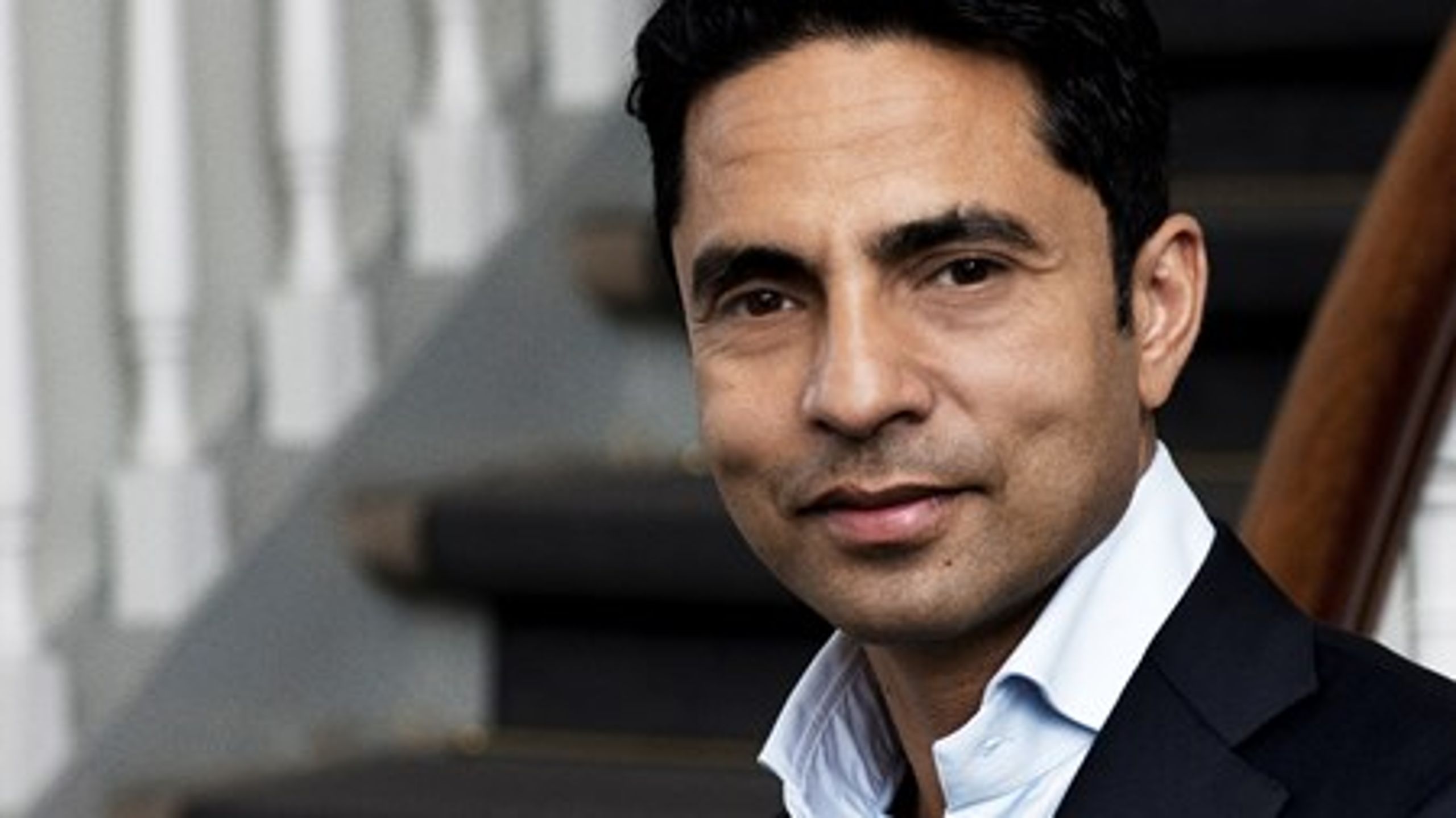 Regeringen tror på, at et stærkt operativt værn og en bred tidlig forebyggelse skal gå hånd i hånd i kampen for at bevare vores frie, åbne og demokratiske samfund.&nbsp;Det skriver socialminister Manu Sareen (R).