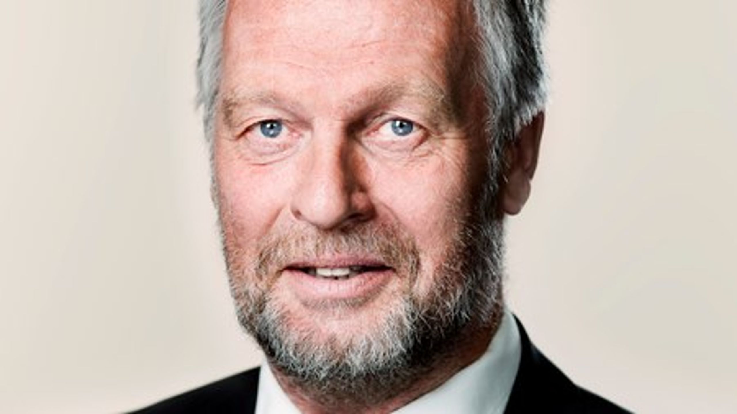 Det er pisk og ikke gulerod, der skal til, hvis antallet af trafikdræbte skal yderligere ned, skriver Karsten Nonbo (V).&nbsp;