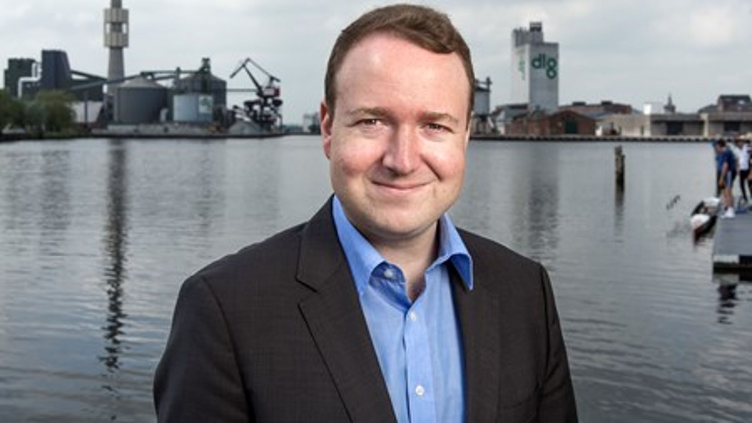 Regeringen skal ikke&nbsp;blande sig i kønsfordelingen på de danske spillesteder, skriver Michael Aastrup Jensen (V).&nbsp;