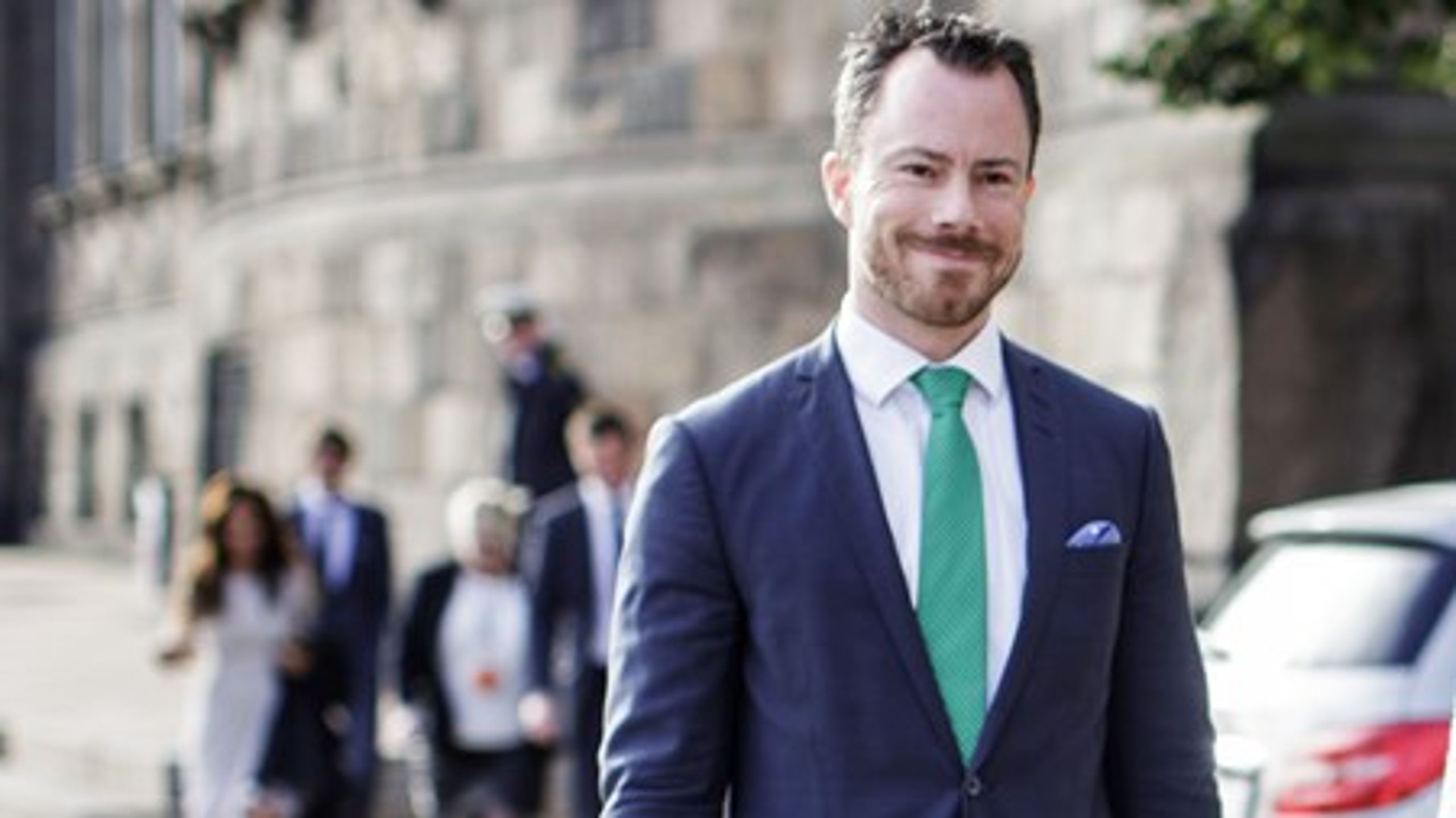 Tidligere langede Venstre ud efter regeringen for ikke at følge det danske optjeningsprincip. Nu sår Venstres eu-ordfører, Jakob Ellemann-Jensen,&nbsp;tvivl om, hvorvidt Venstre selv vil gøre det.&nbsp;&nbsp;